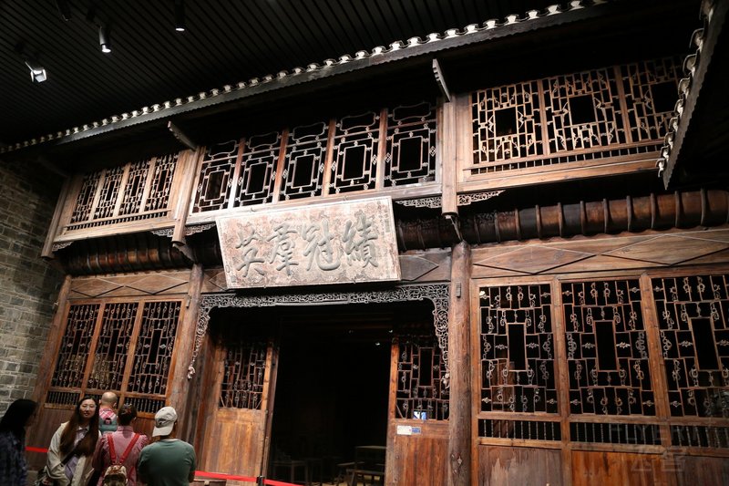 Changsha--Hunan Museum (52).JPG