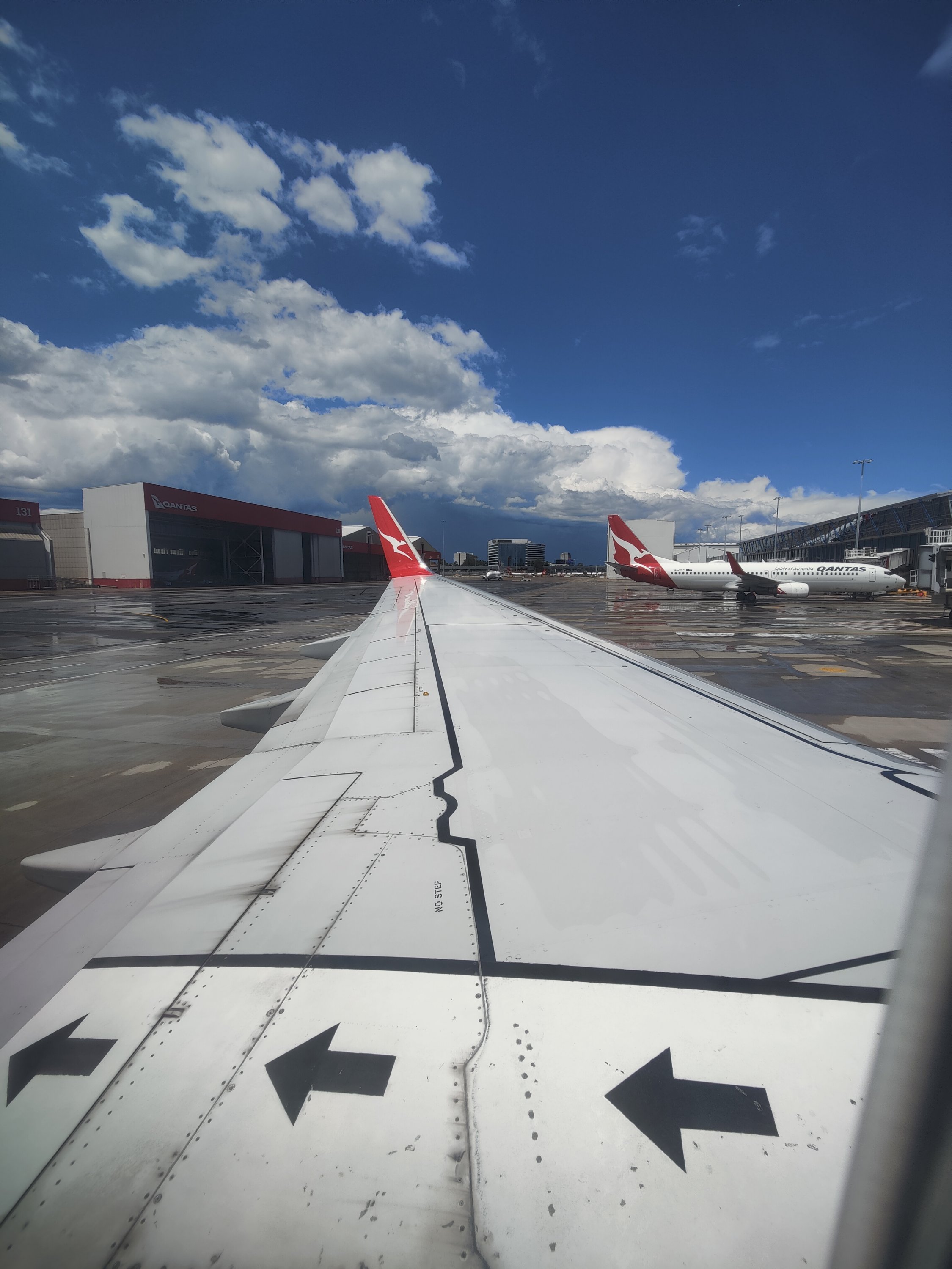 ߼ۣͷ Qantas޺ QF440 MEL-SYD 737-800 ò