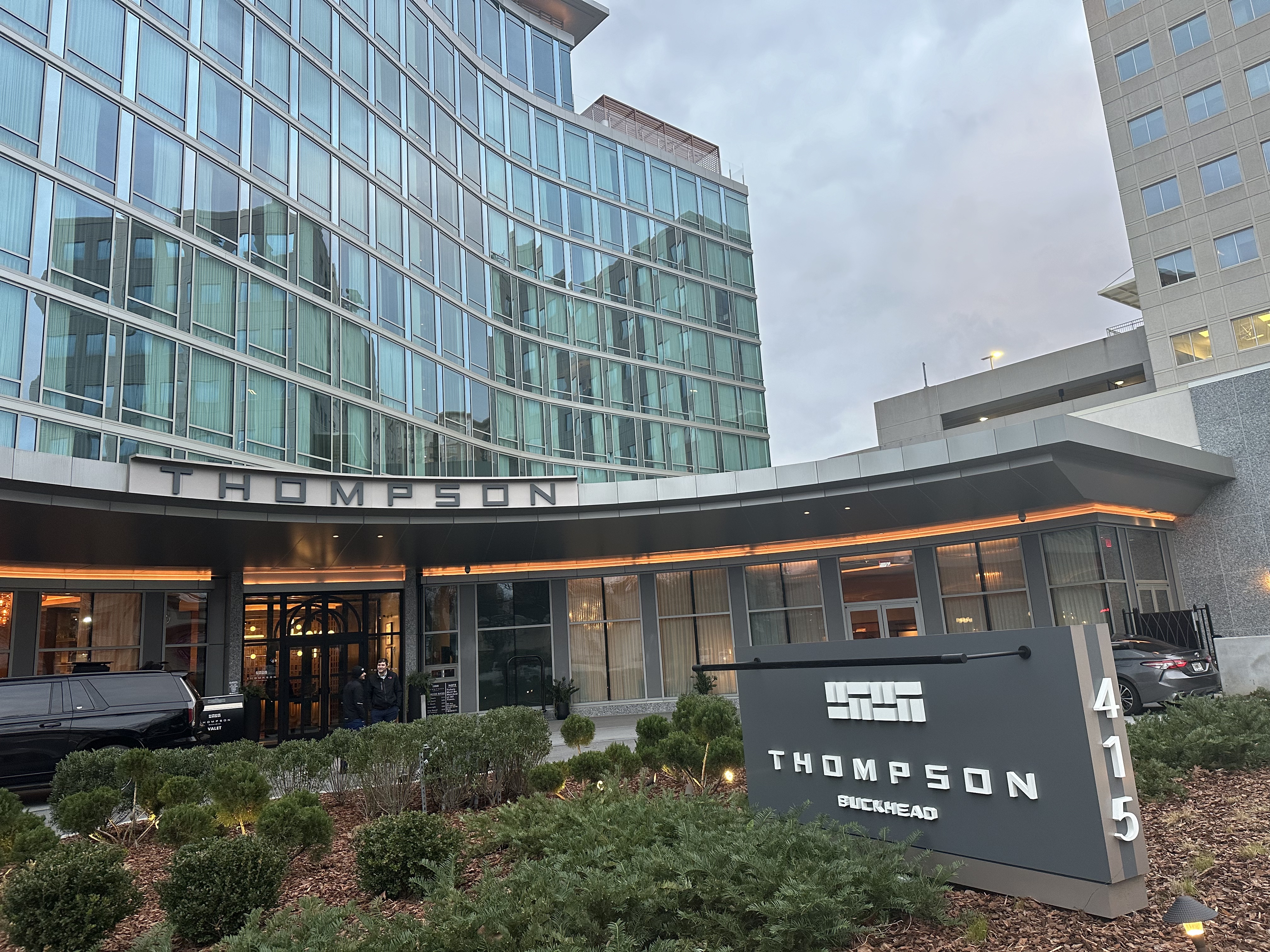 ̽  Thompson Buckheadס