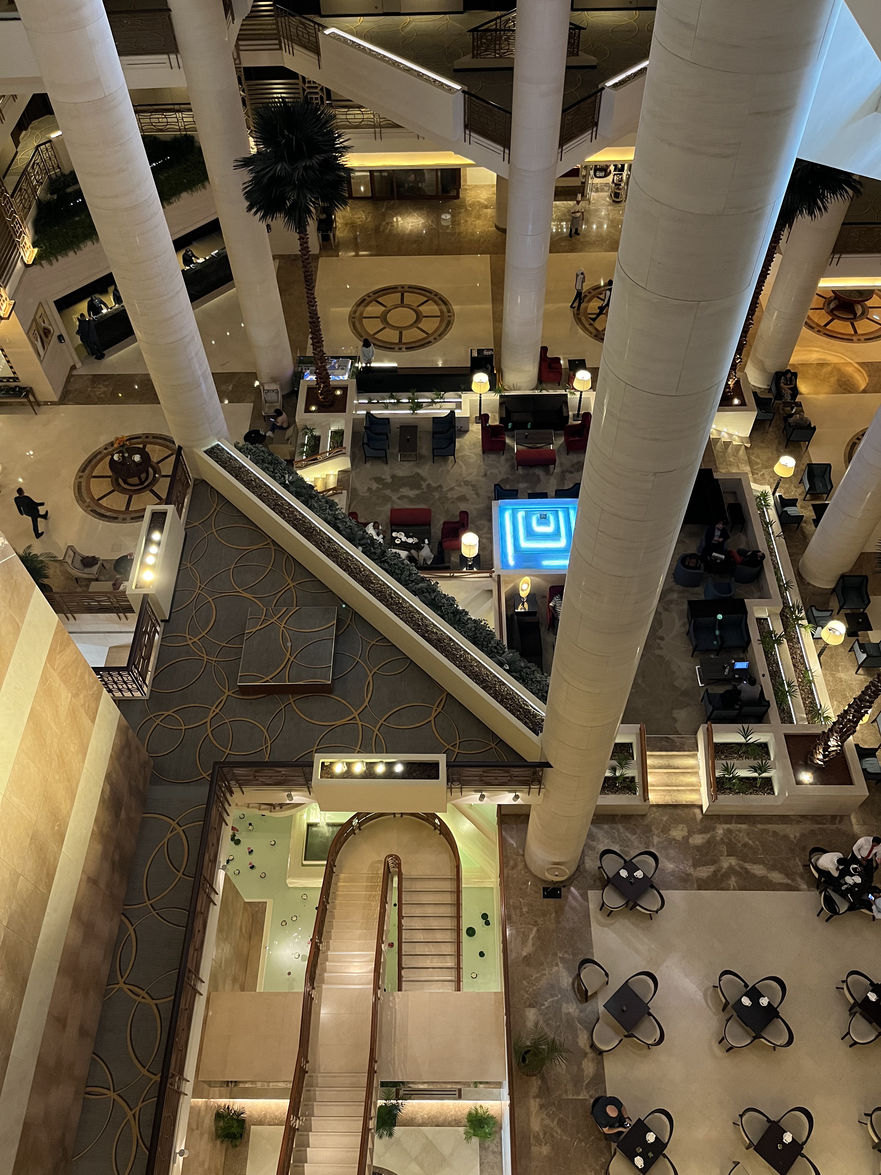  ϰݺϲ 
Sheraton Dubai Creek Hotel