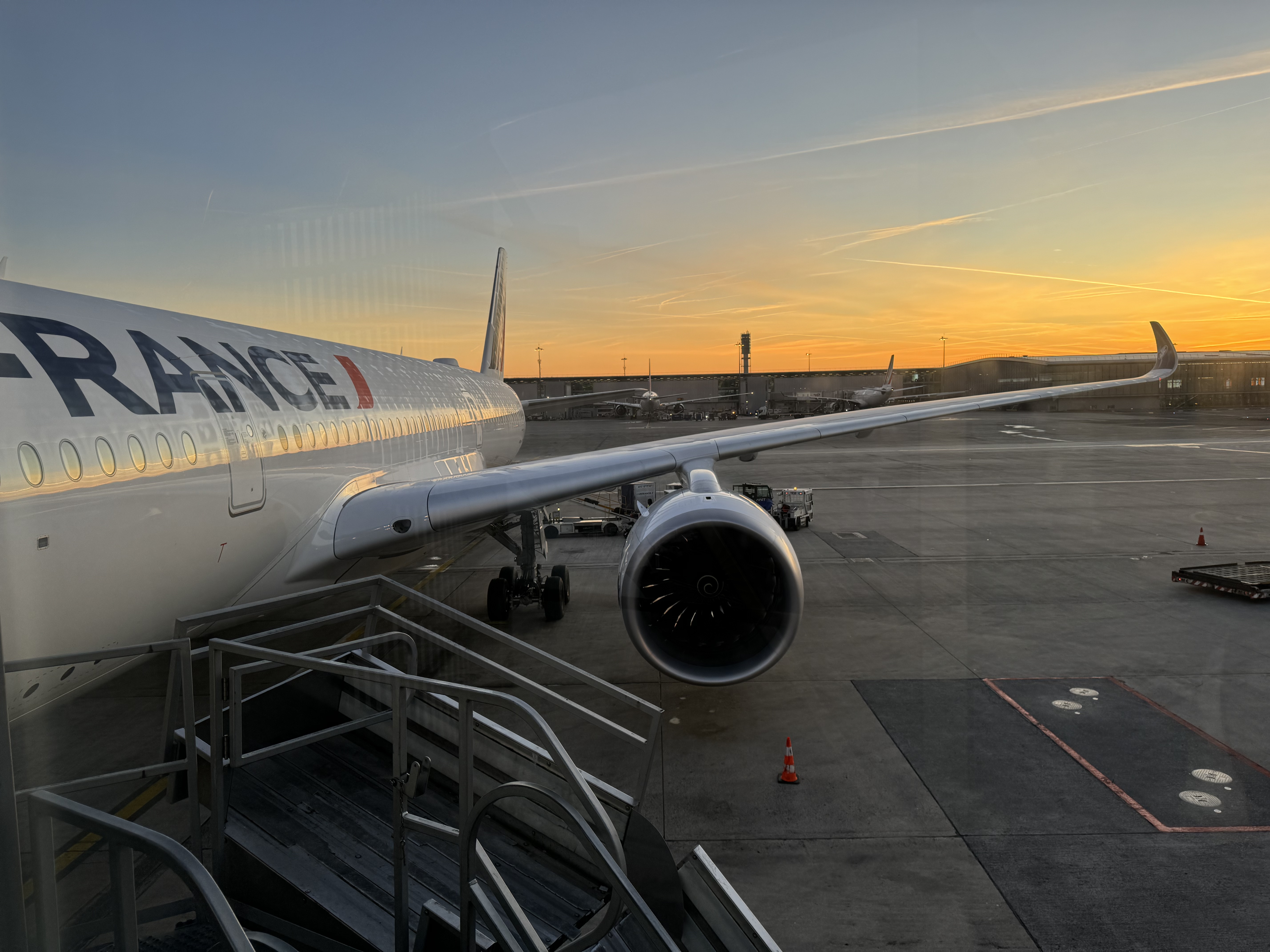 A350: ׶YYZ-CDG