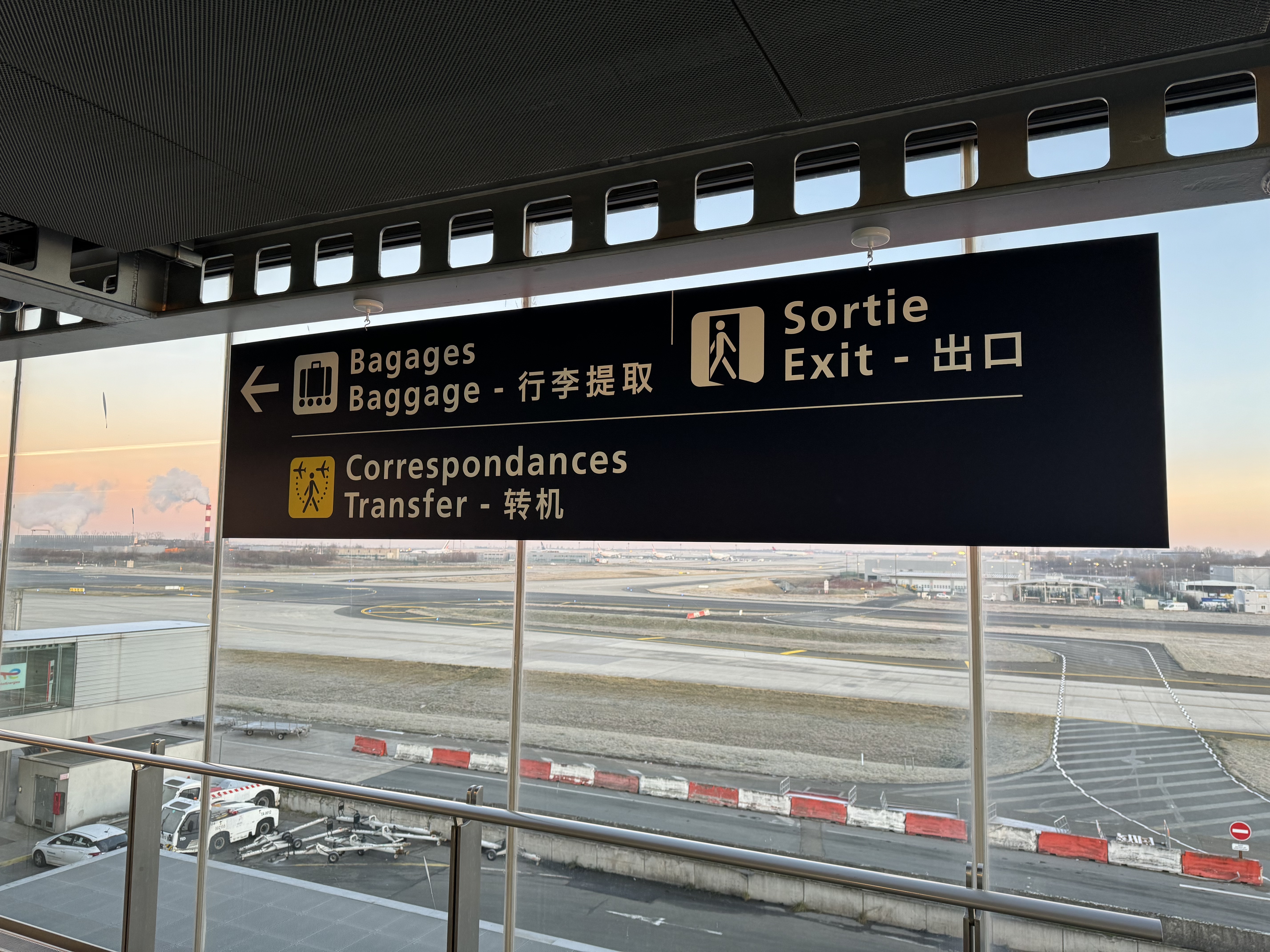 A350: ׶YYZ-CDG