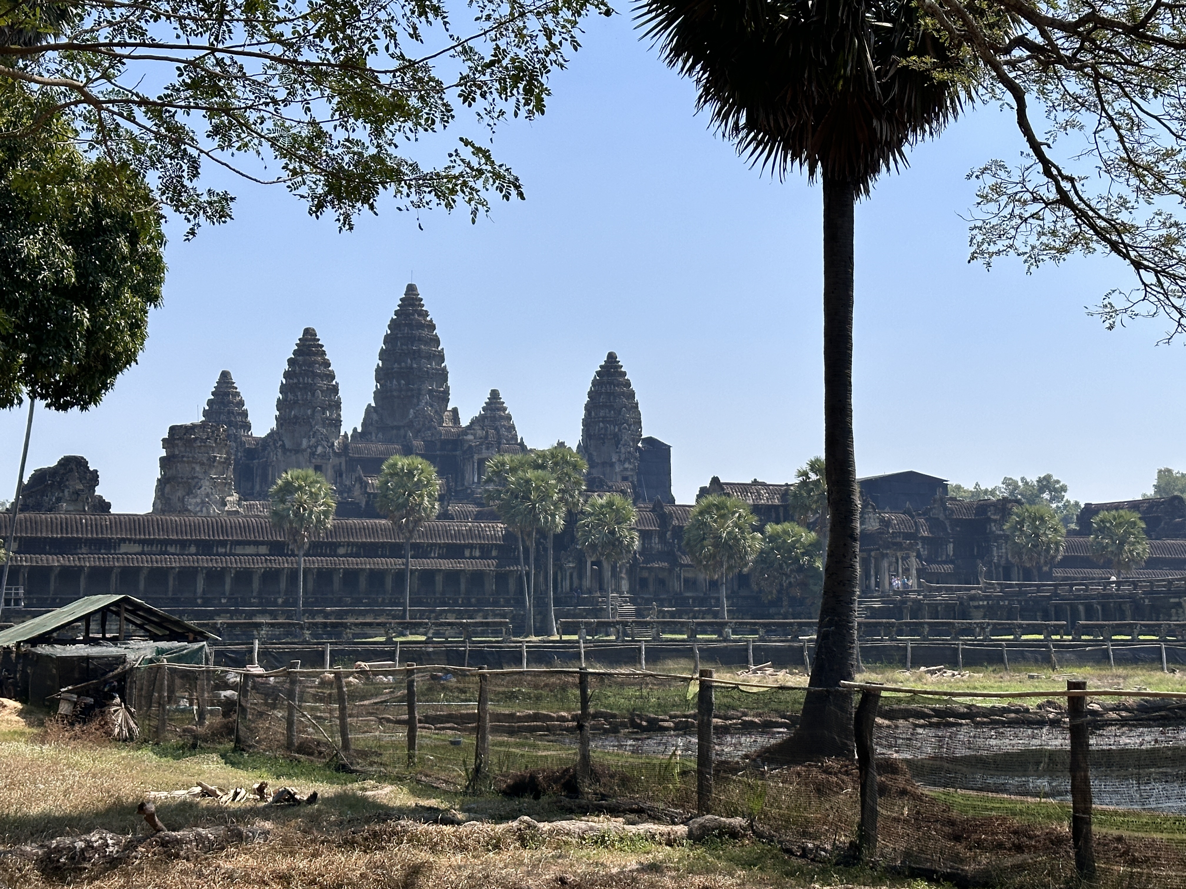 ǧ  Courtyard Siem Reap