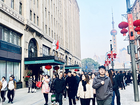 「外滩万国建筑群最闪耀的明珠」
上海和平饭店费尔蒙房入住体验