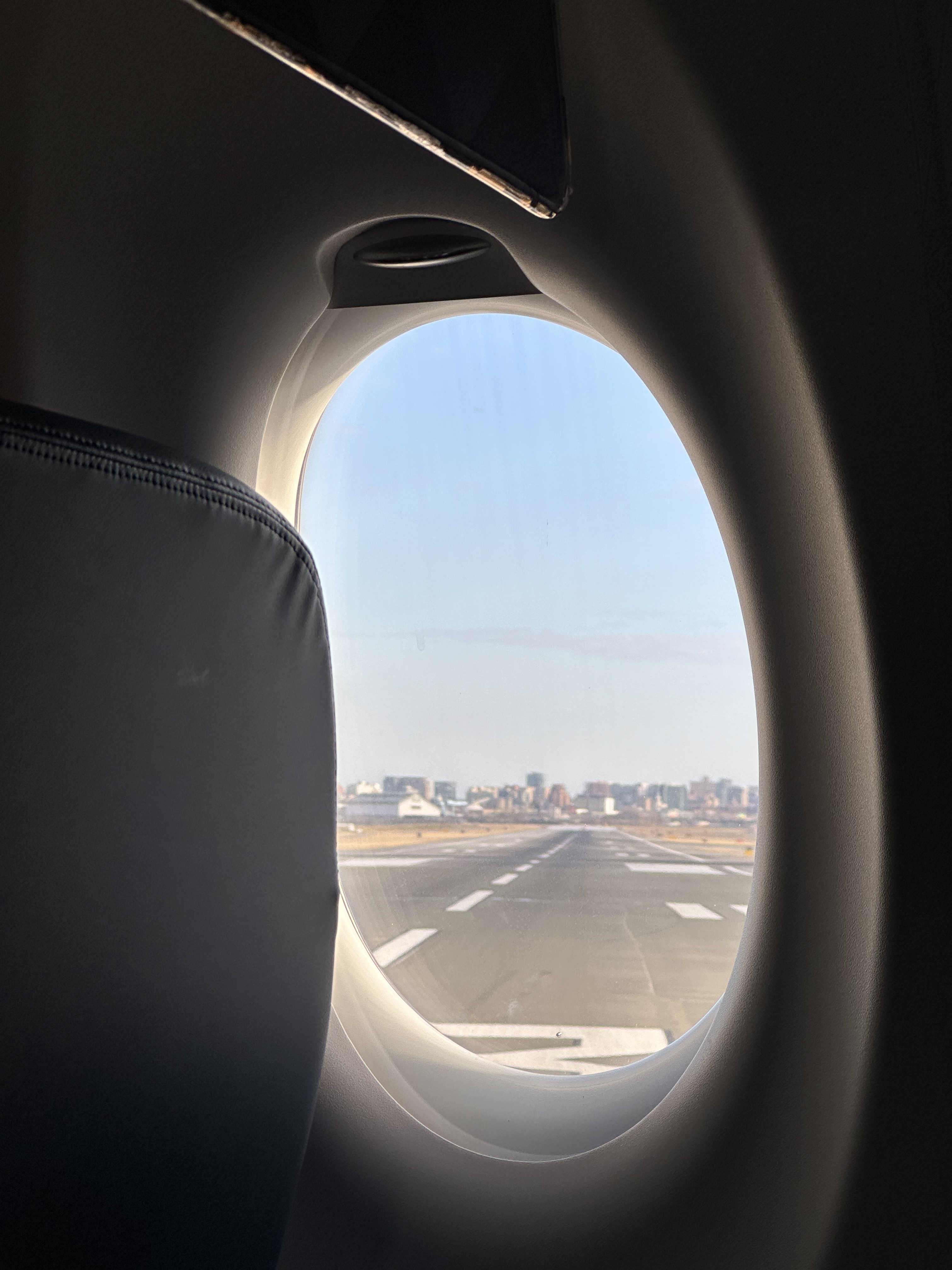 Ϧʿ֮-DL2883(LGA-BOS)