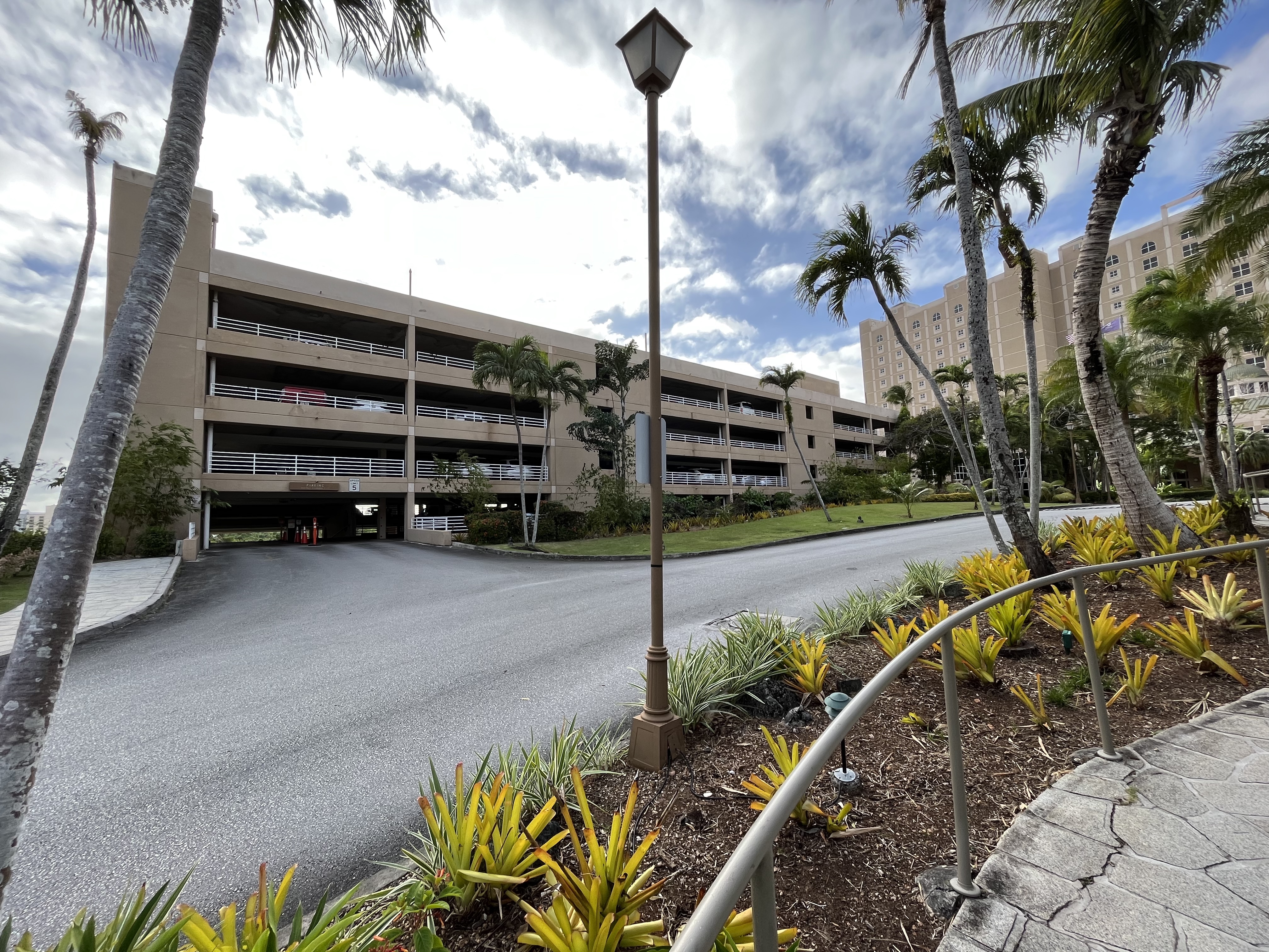 صþƵ-ͳ׷ Hyatt Regency Guam-Presidential Suite