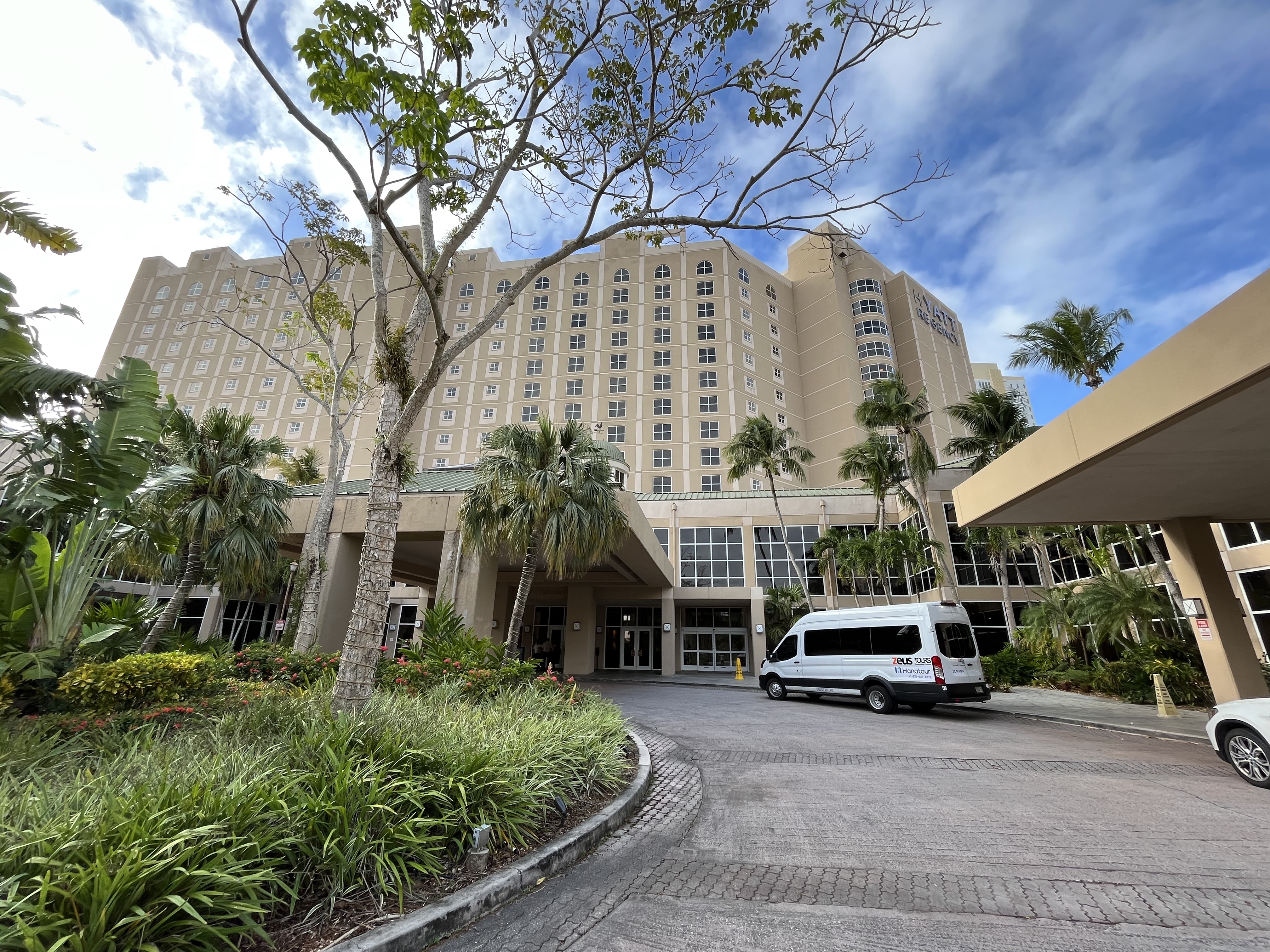 صþƵ-ͳ׷ Hyatt Regency Guam-Presidential Suite