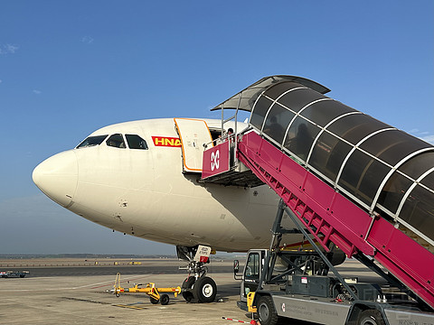 #旅行不能停#起飞前“惨遭”换机，海航A330商务舱飞行体验，深圳宝安SZX-北京首都PEK