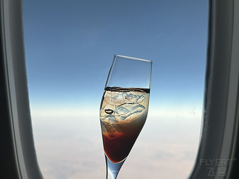 #旅行不能停#「四万英尺一场梦」海航787洲际商务舱飞行体验，开罗国际CAI-深圳宝安SZX
