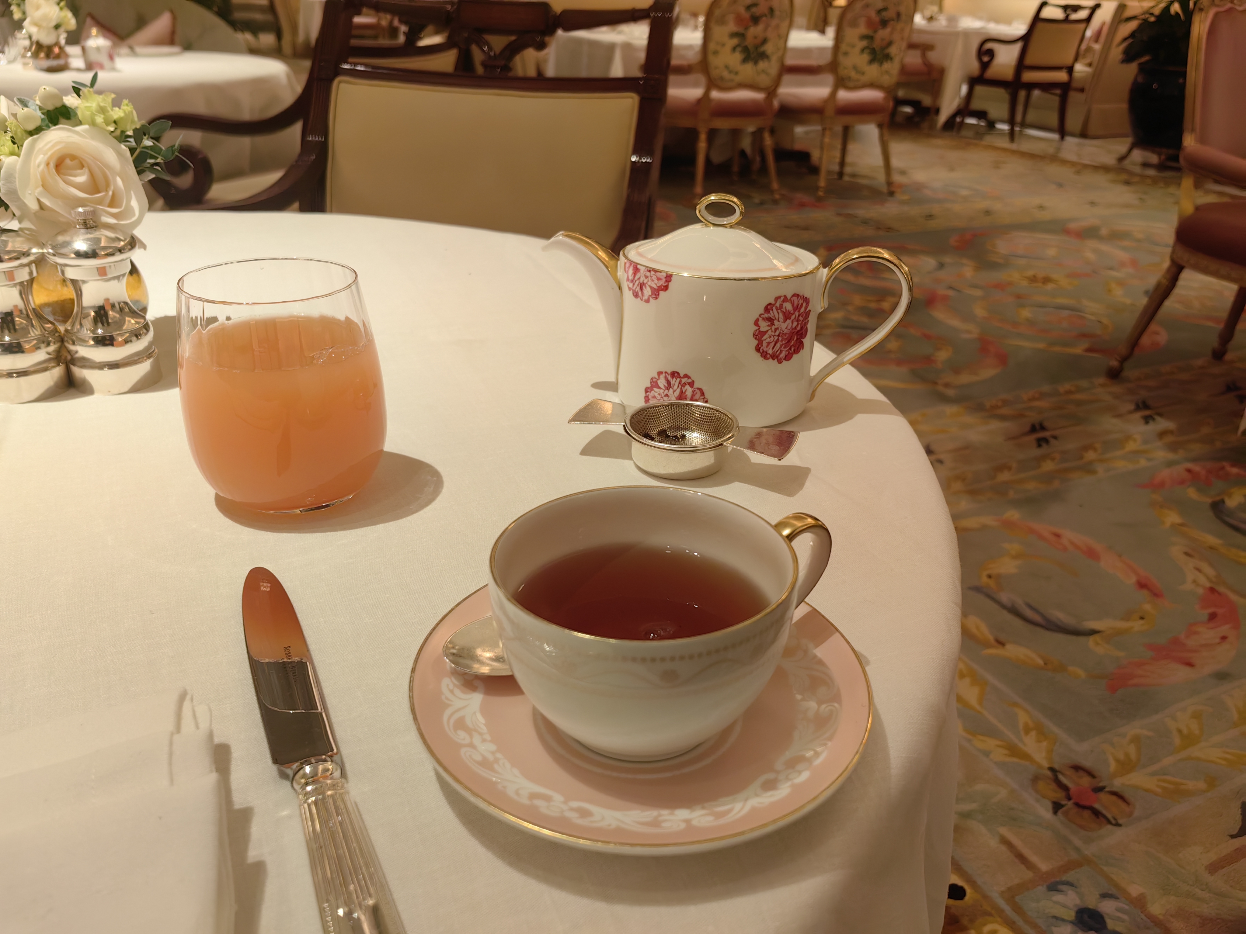 Ӣϵμ֮ŵ˹ؾƵ The Dorchester ά׷ס