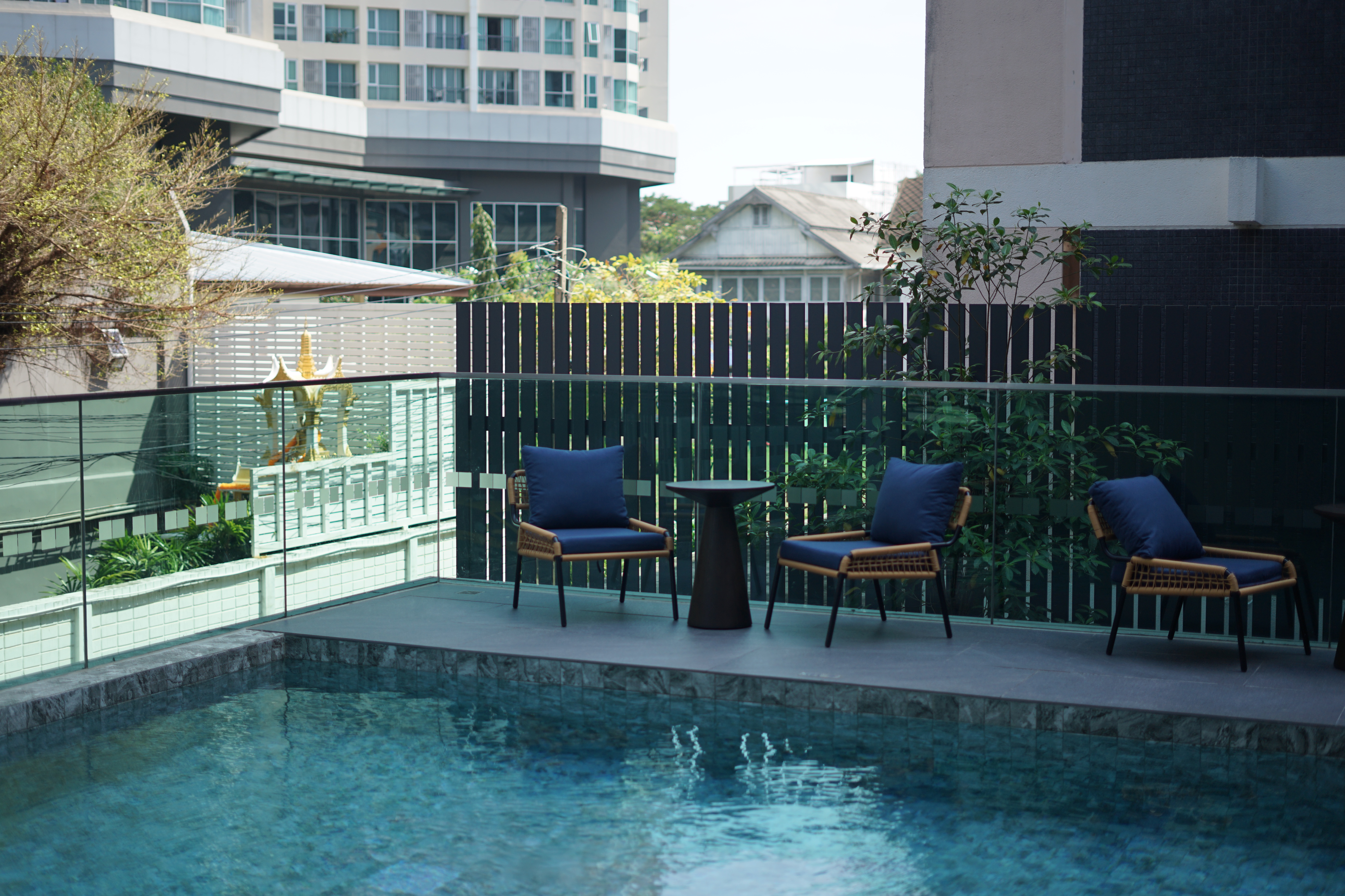 Լ۱ȳߣͷѡգHoliday inn express&suites bangkok central pier