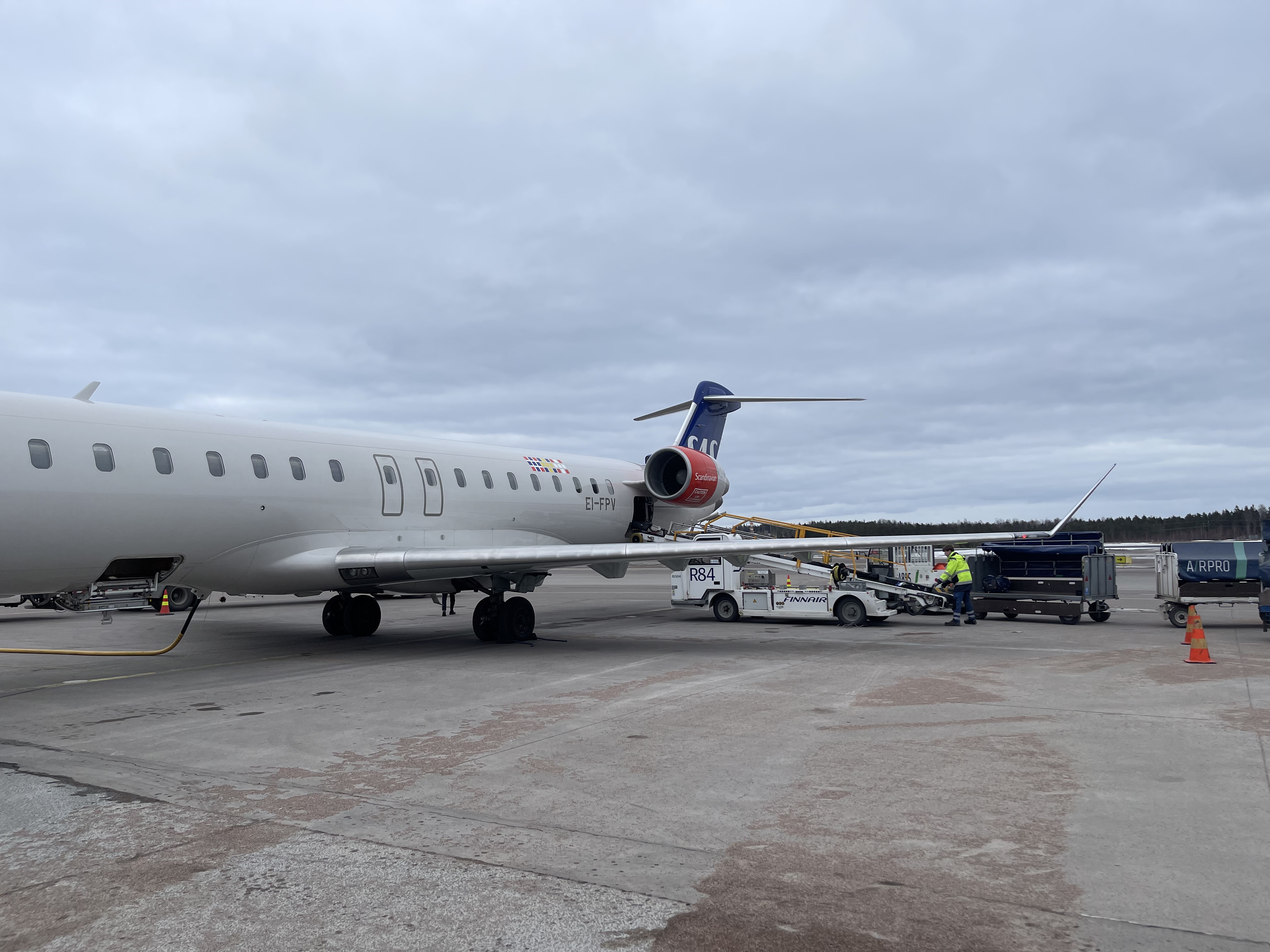 խSK928 BOS-CPH A321neoLRò SK1708 CPH-HEL CRJ9;