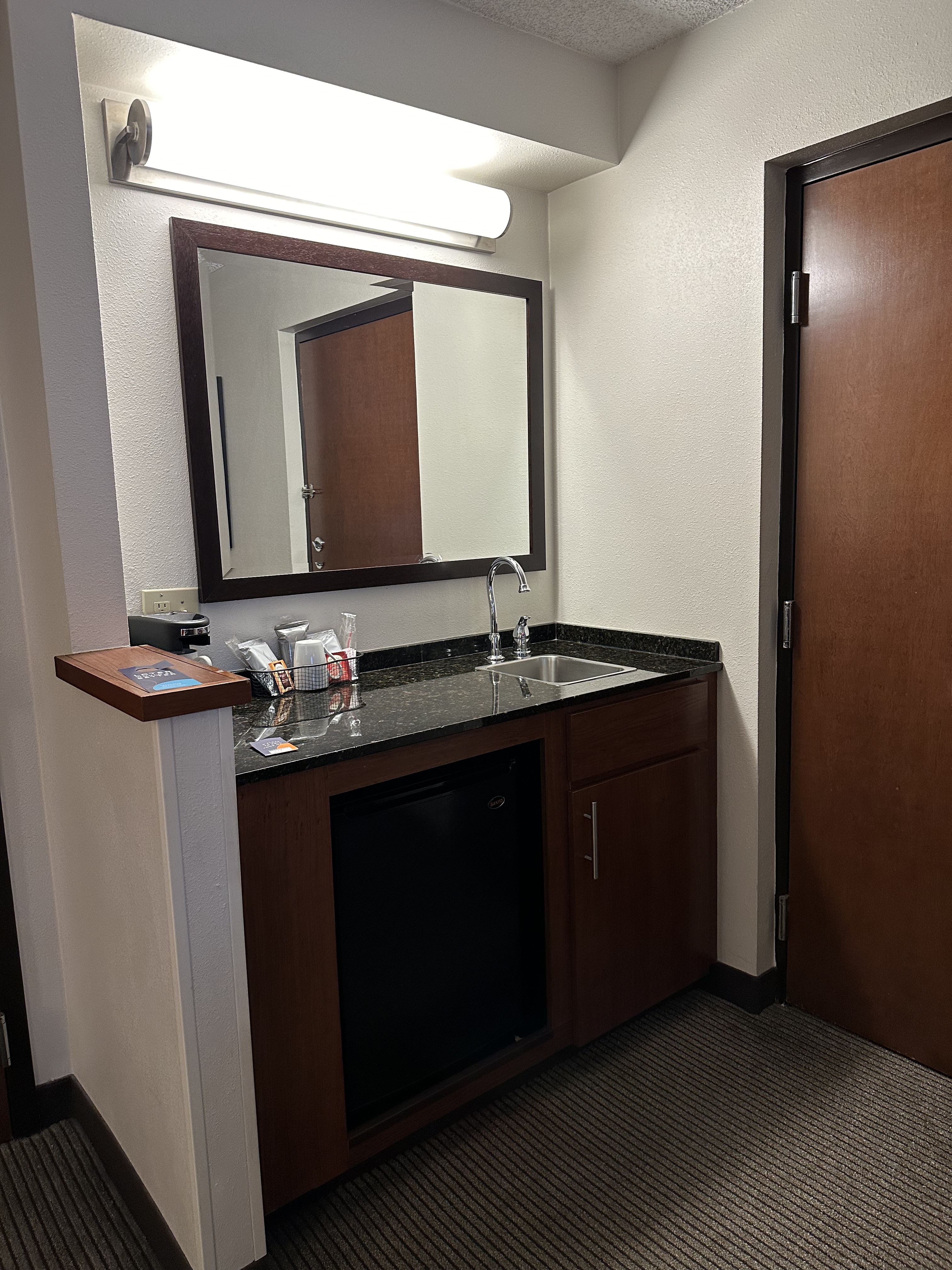 ̽  buckhead Hyatt place 18ס