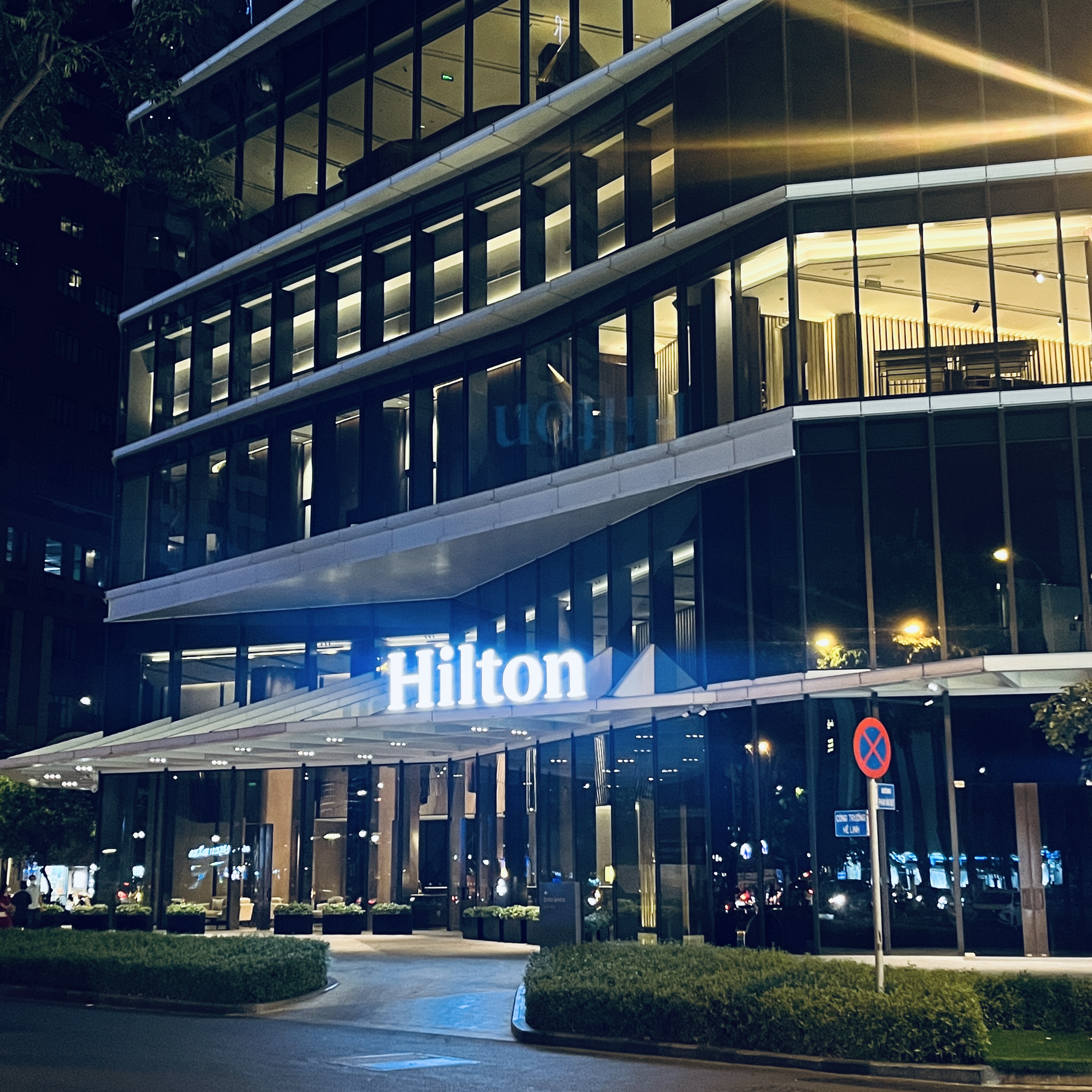 Hilton SaigonԽϟoL