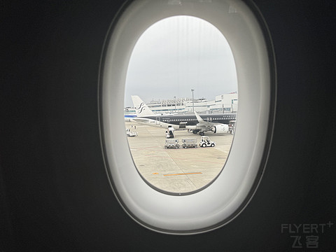 日本航空JL310 福冈D-东京羽田T1 空客350-900头等舱飞行体验