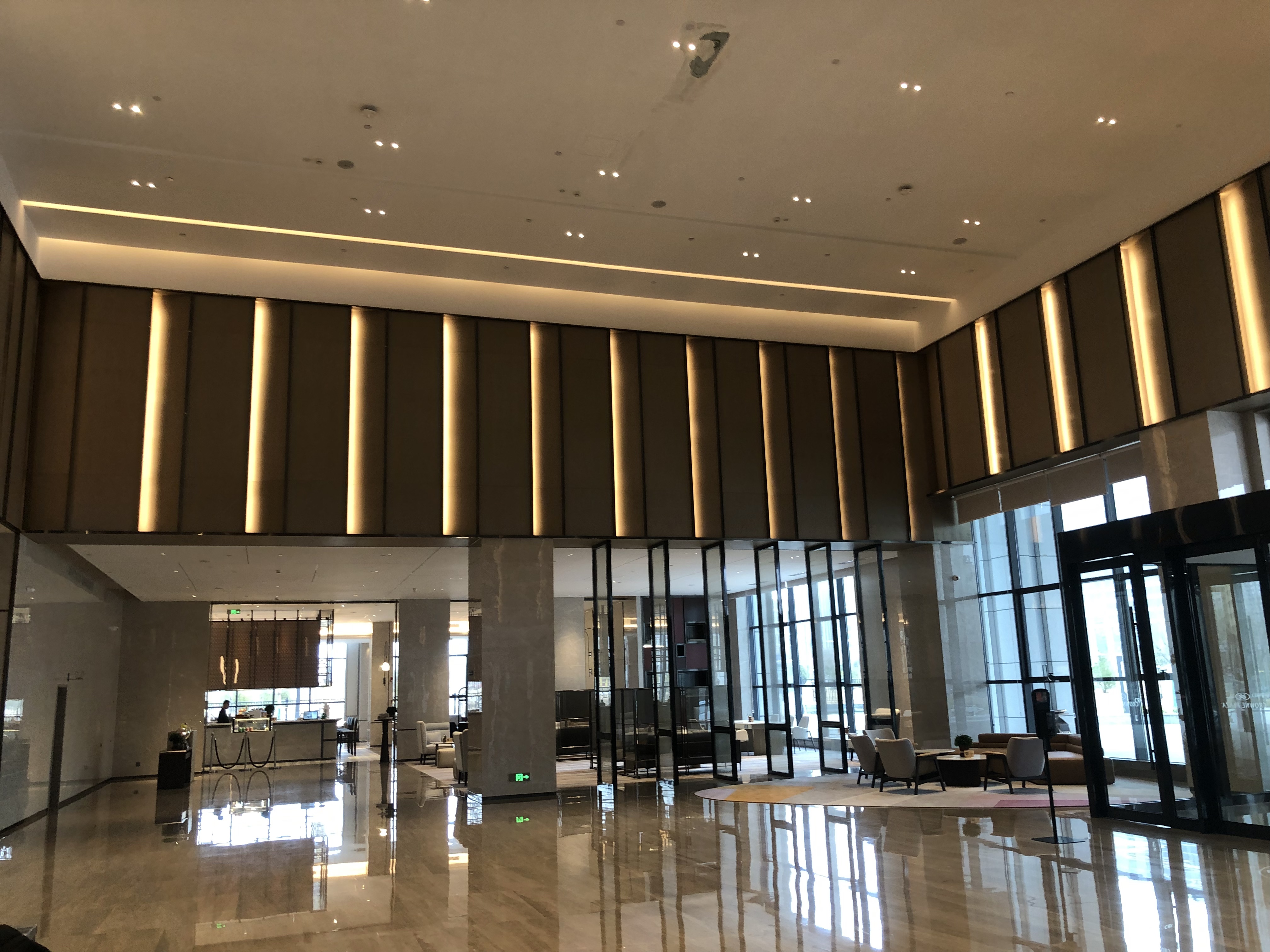 ʹڼվƵ Crowne Plaza Lanzhou New Area