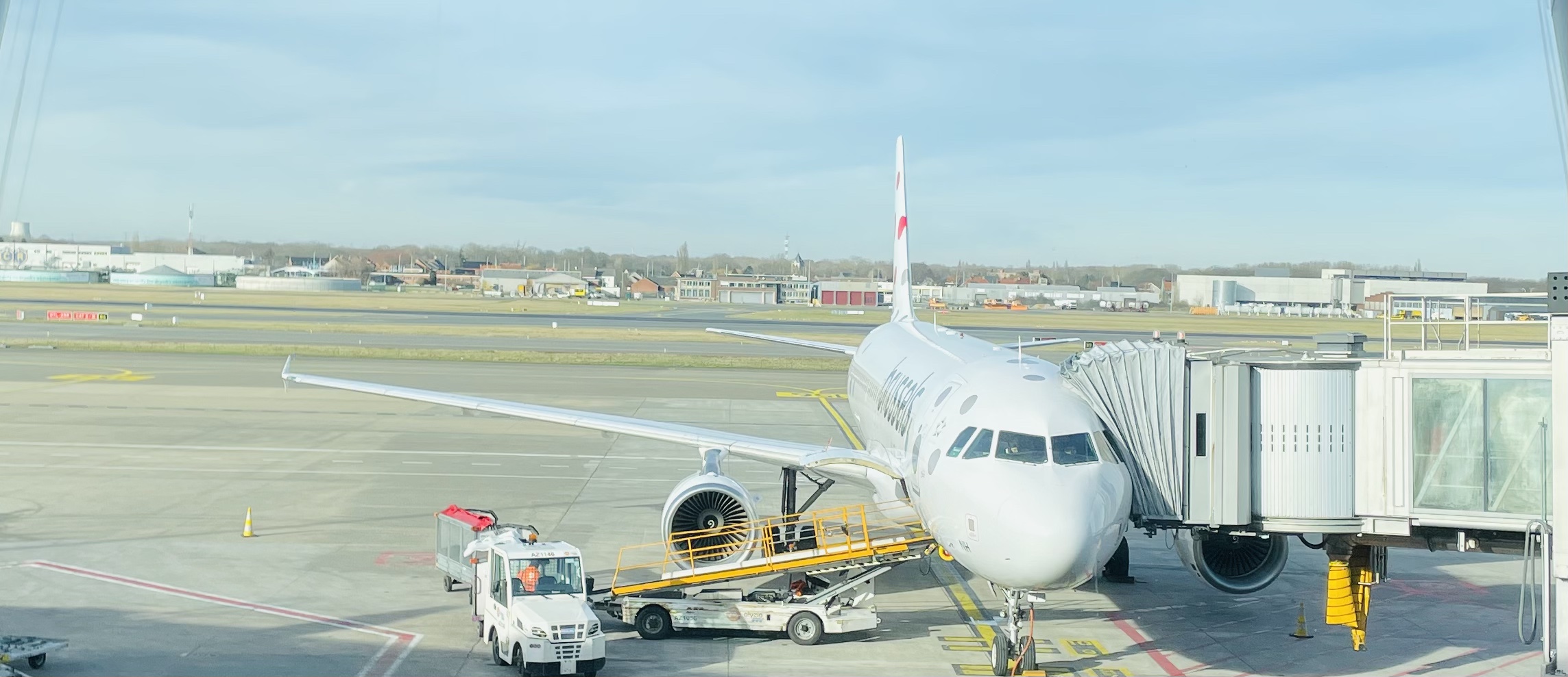 SN2719 BRU-GVA ³ ³- Report The LoungeϢ̽