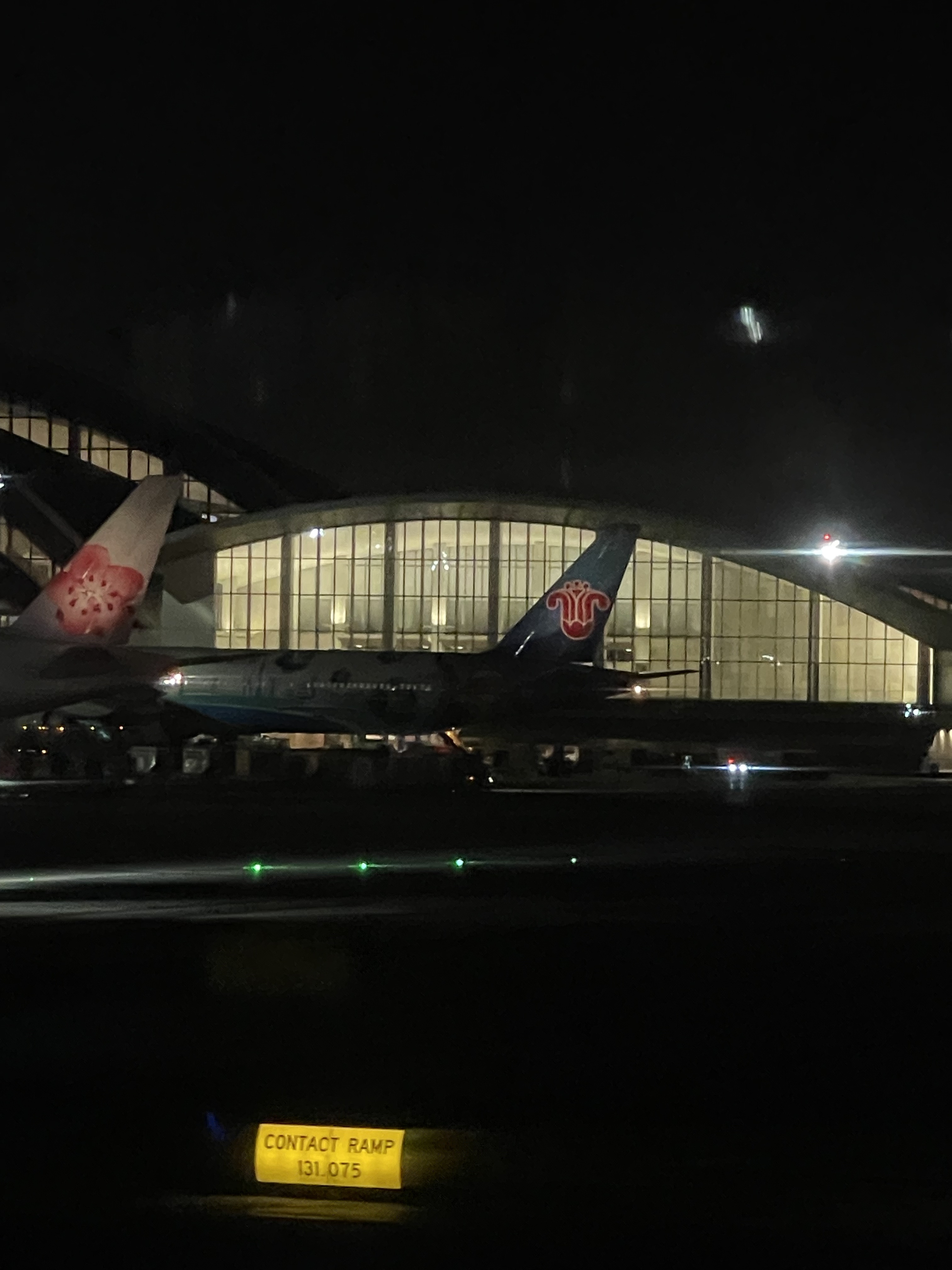 ϡл֮һDL516 JFK- LAX B767-400 Delta One
