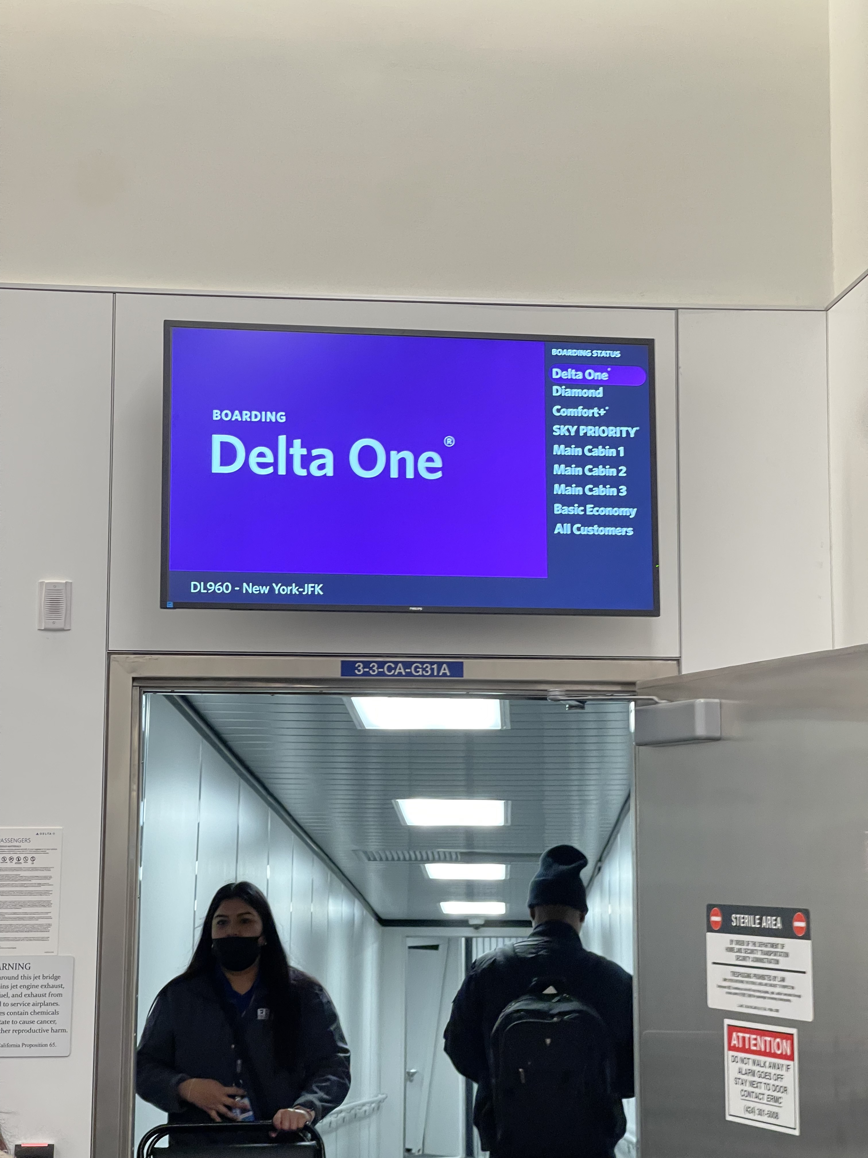 ϿɻDL960 767-300ER LAX-JFK Delta One