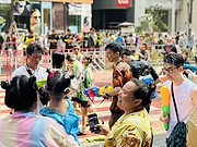 曼谷万怡（Courtyard Bangkok），你的人生需一次泼水节