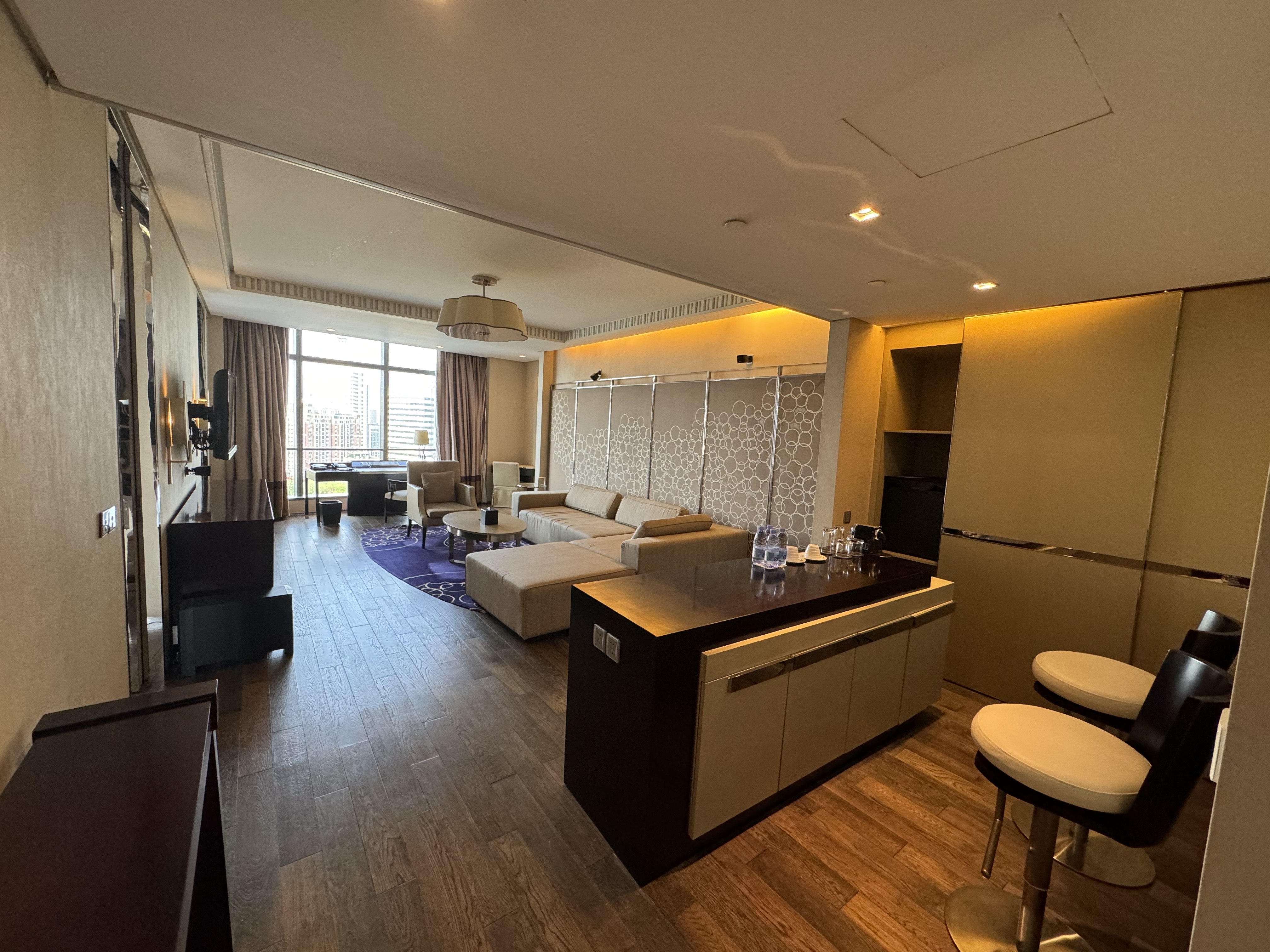 Kiraμ-ͷƣԶʧӺݻϵУTianjin St.Regis Luxury Suite Tour