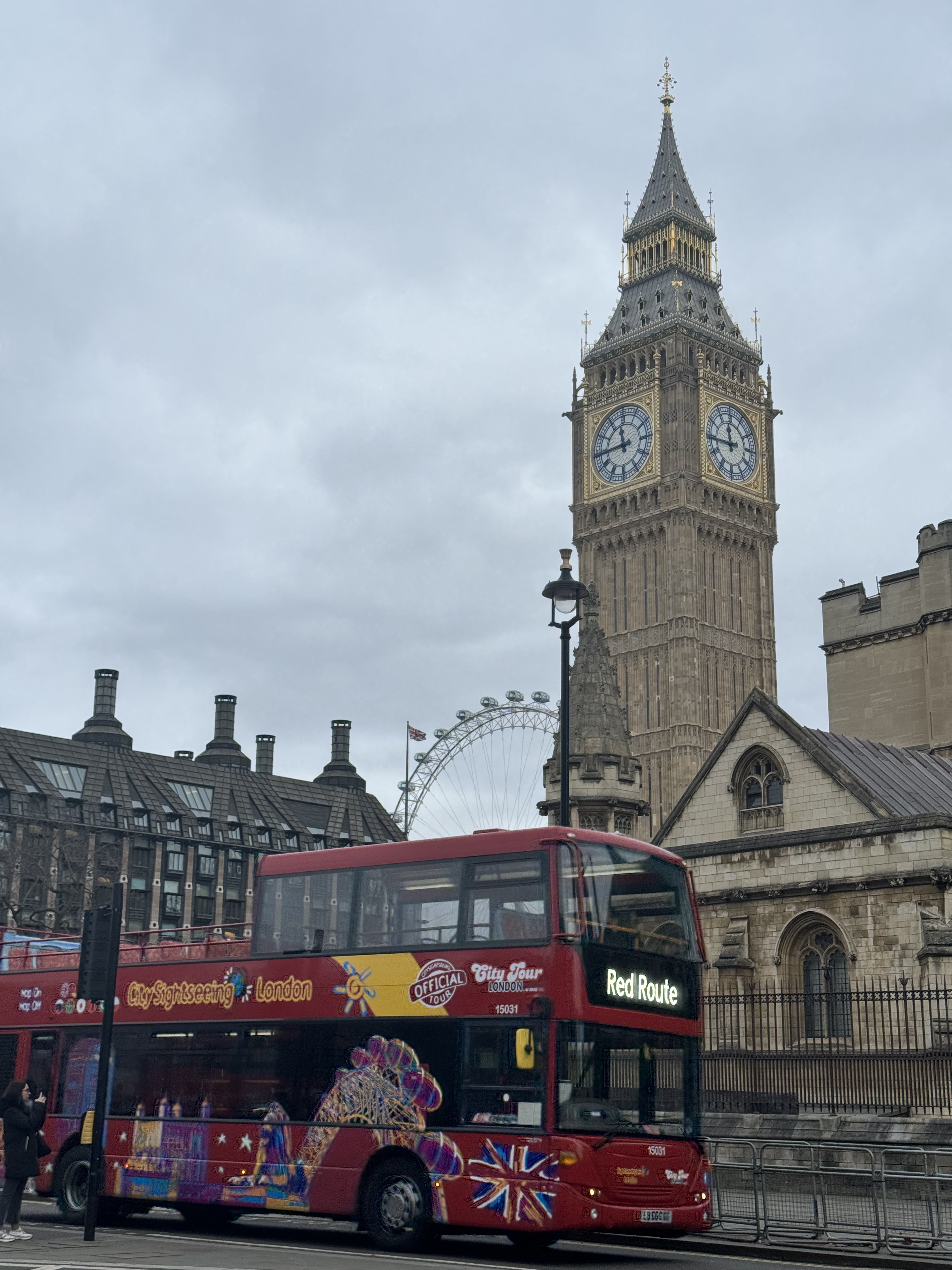 Ӣ׶غʿþƵ߲־׷顣London black friar Hyatt