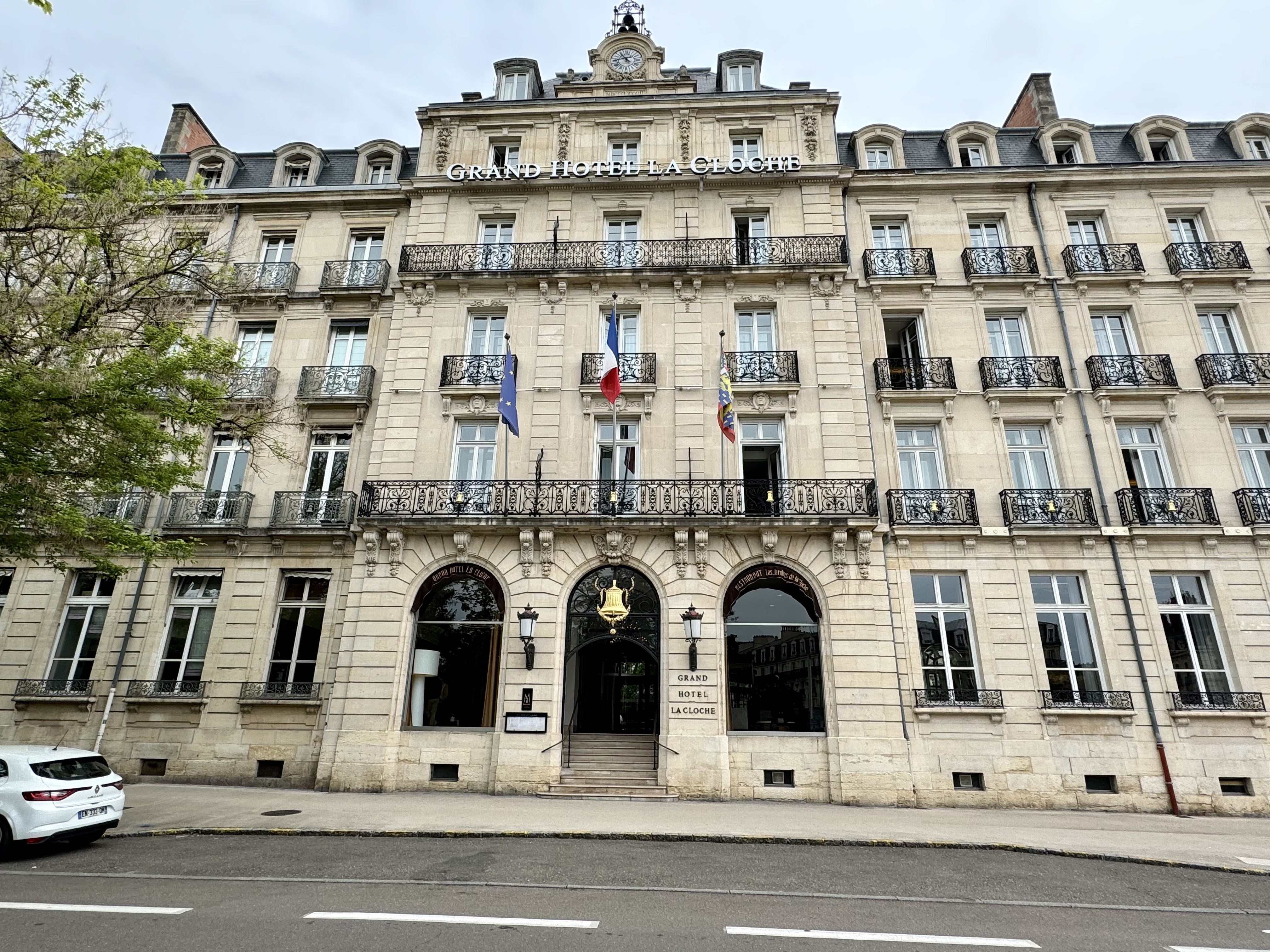 ղ޵ | 㽸 Grand Hôtel La Cloche Dijonס