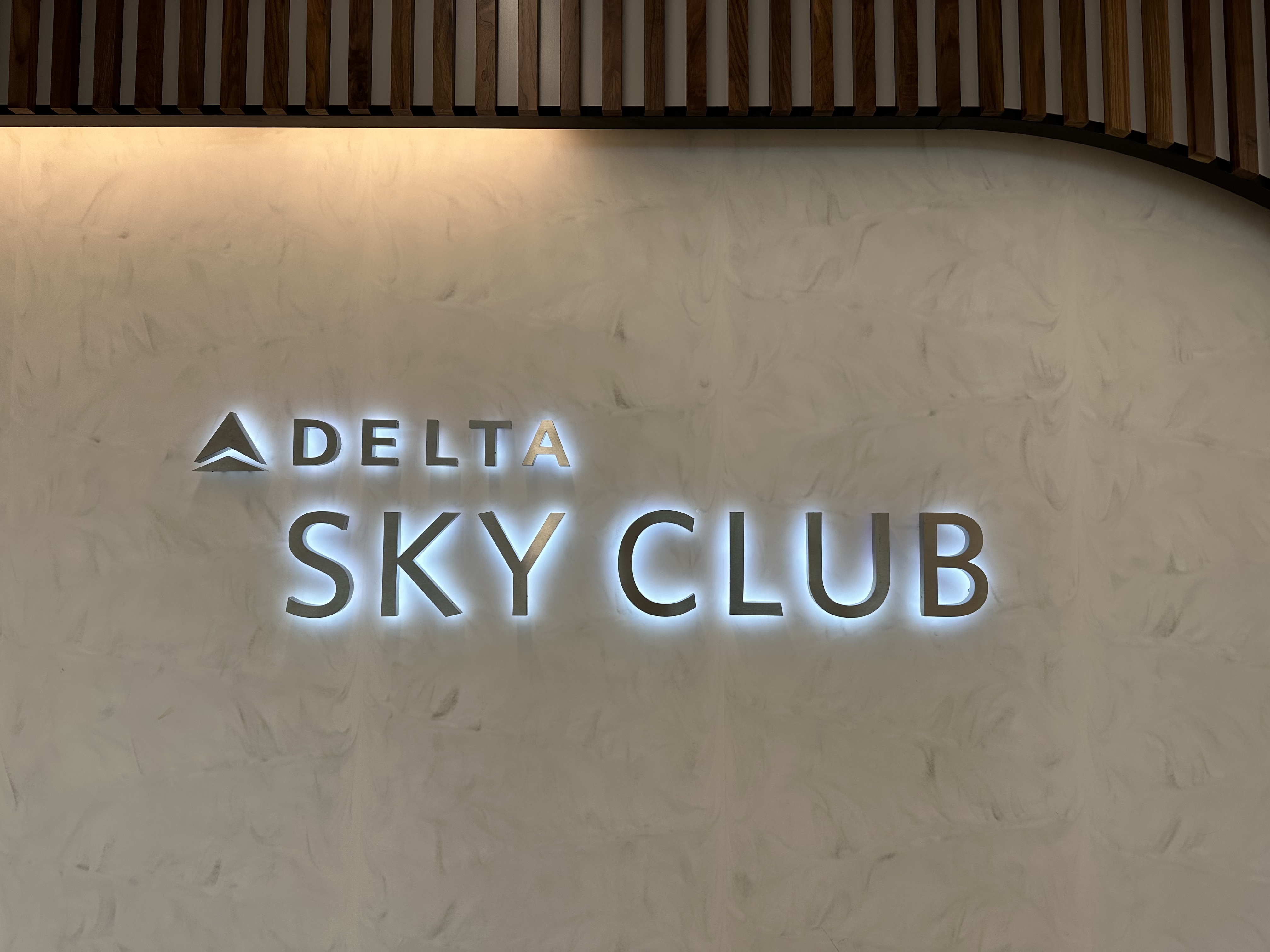 ͨ747ÿ-The Delta SkyMiles Reserve American Express