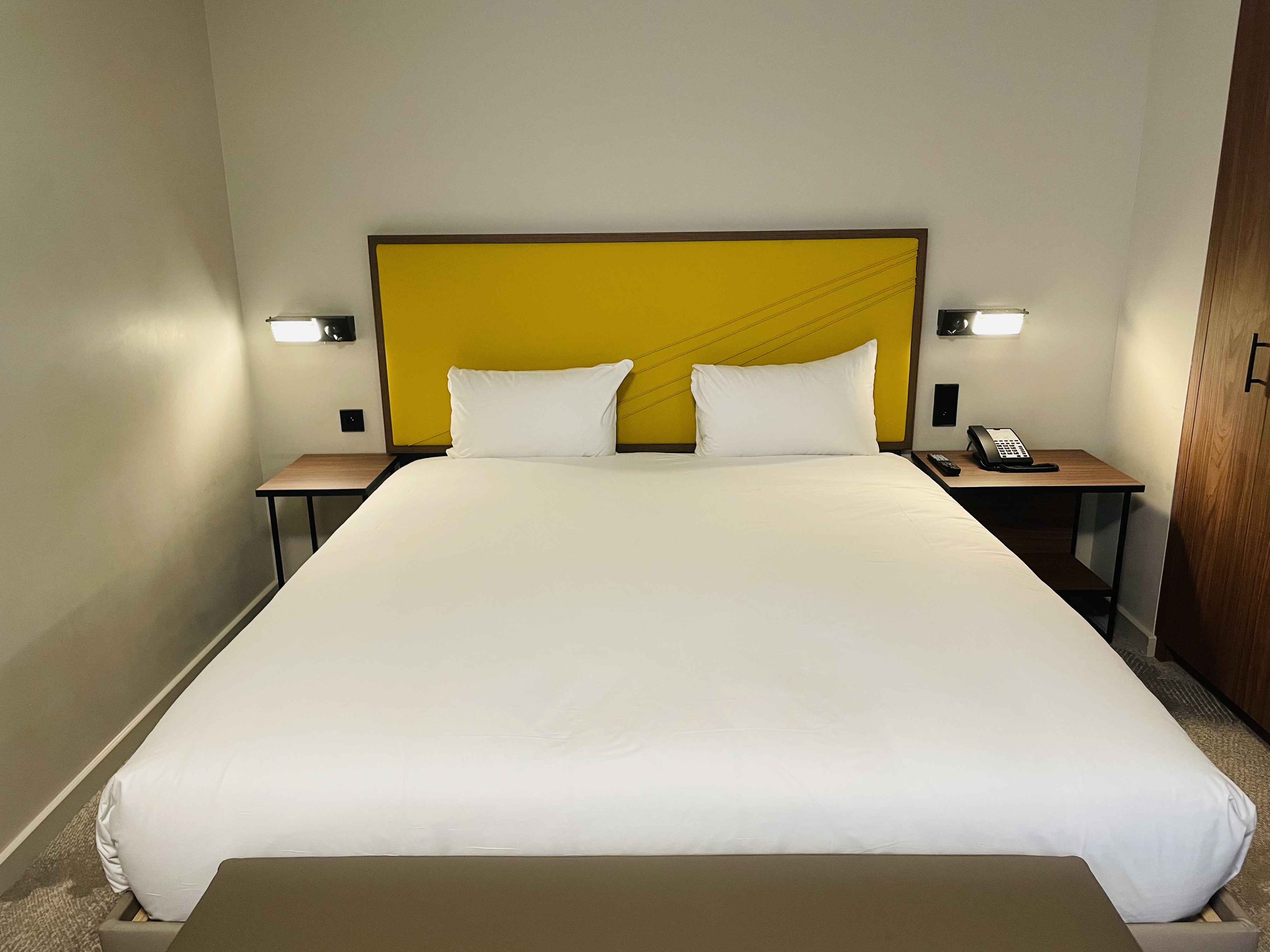 Hyatt Place CDG ֻüƵ ׷Report