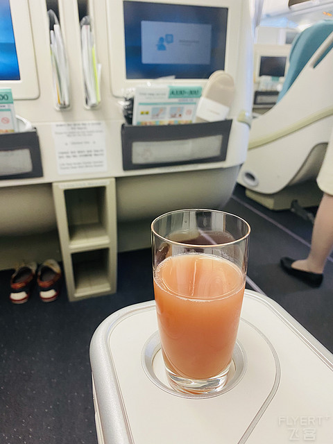 大韩航空 - A333上海直飞首尔商务舱