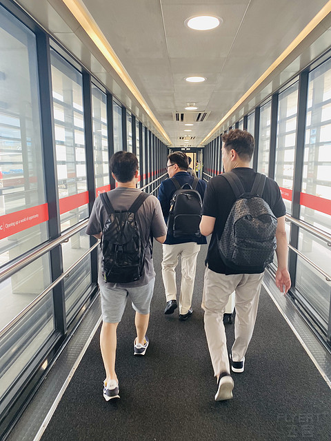大韩航空 - A333上海直飞首尔商务舱