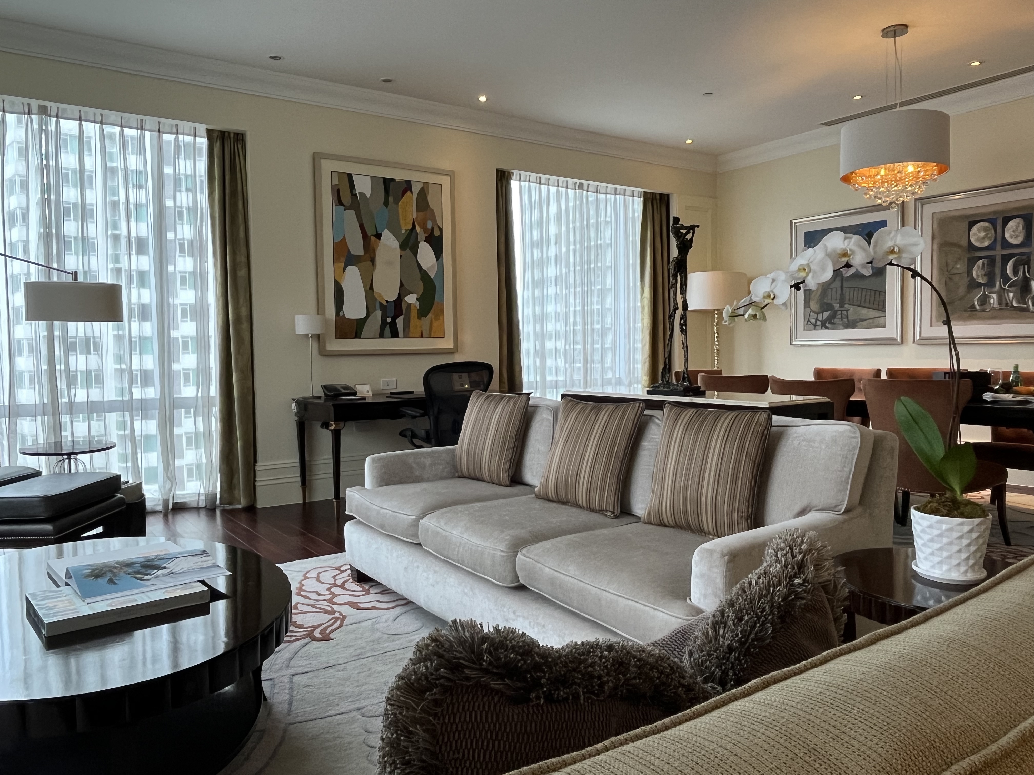 顿ʿ׷ Raffles Makati Legacy Suite