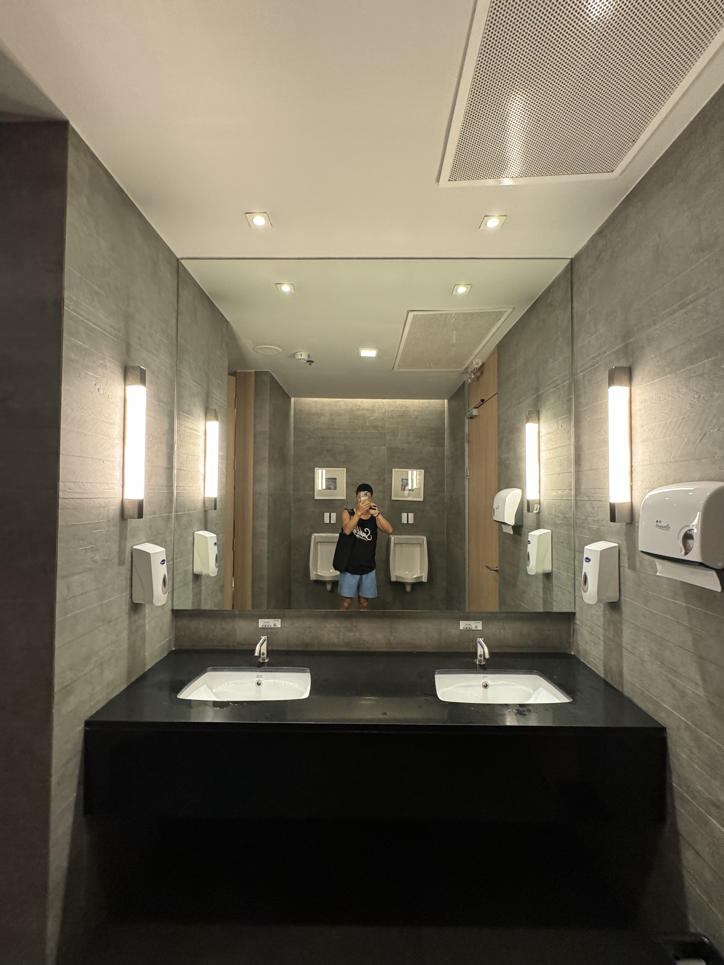 ԪʾƵ🌈ӵԪ磺ɳͨѡվƵ🏨holiday inn express