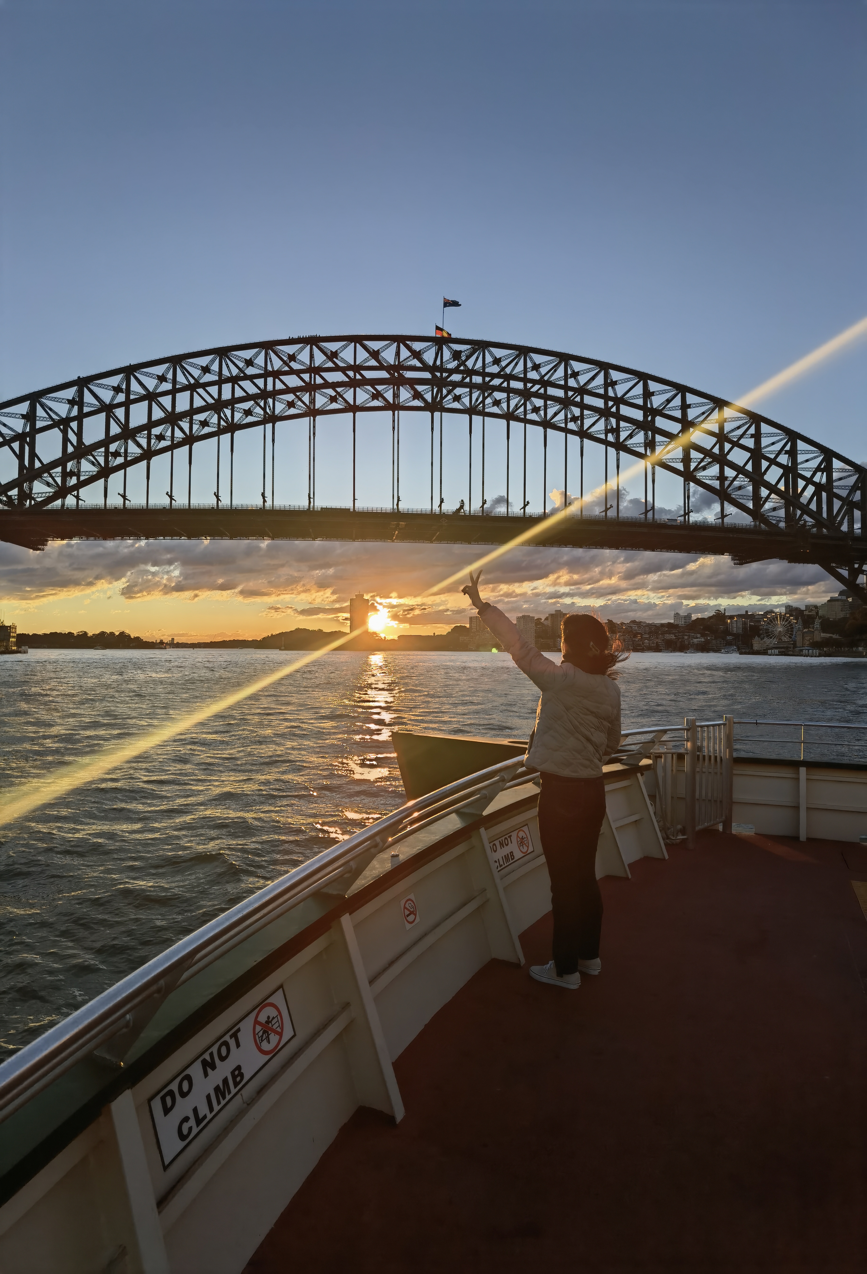 ƼWiFi ó̸áQantas޺QF19SYD-MNLշб