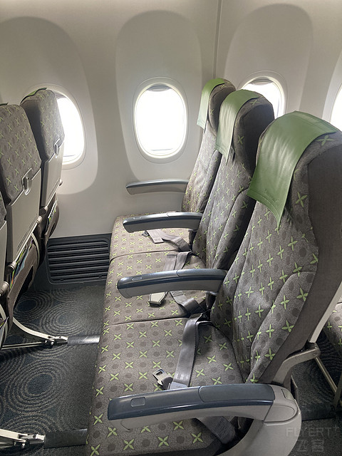 Solaseed Air日本空之子航空 那霸-神户B737超宽间距好评推荐