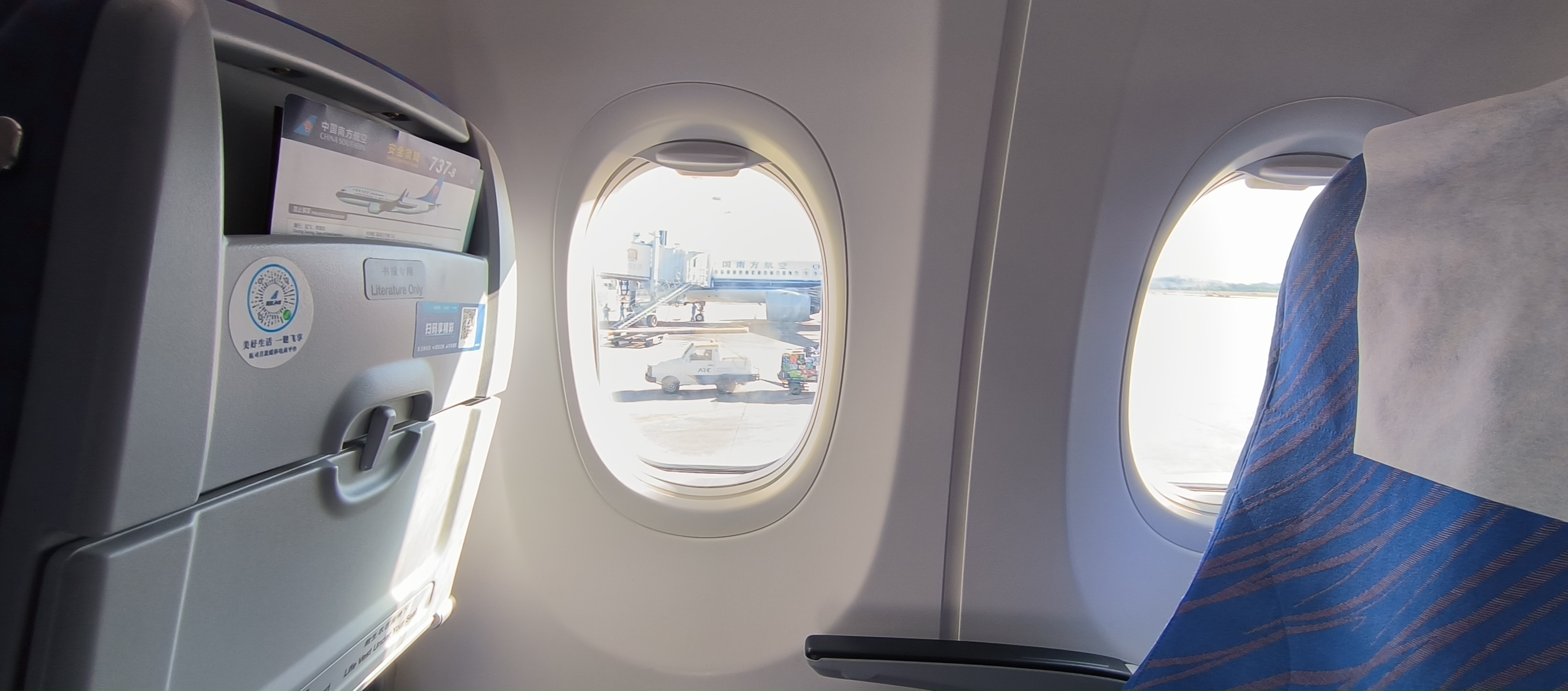 Ϥ׺;ϸ ״Ϻ737MAX8CZ6940