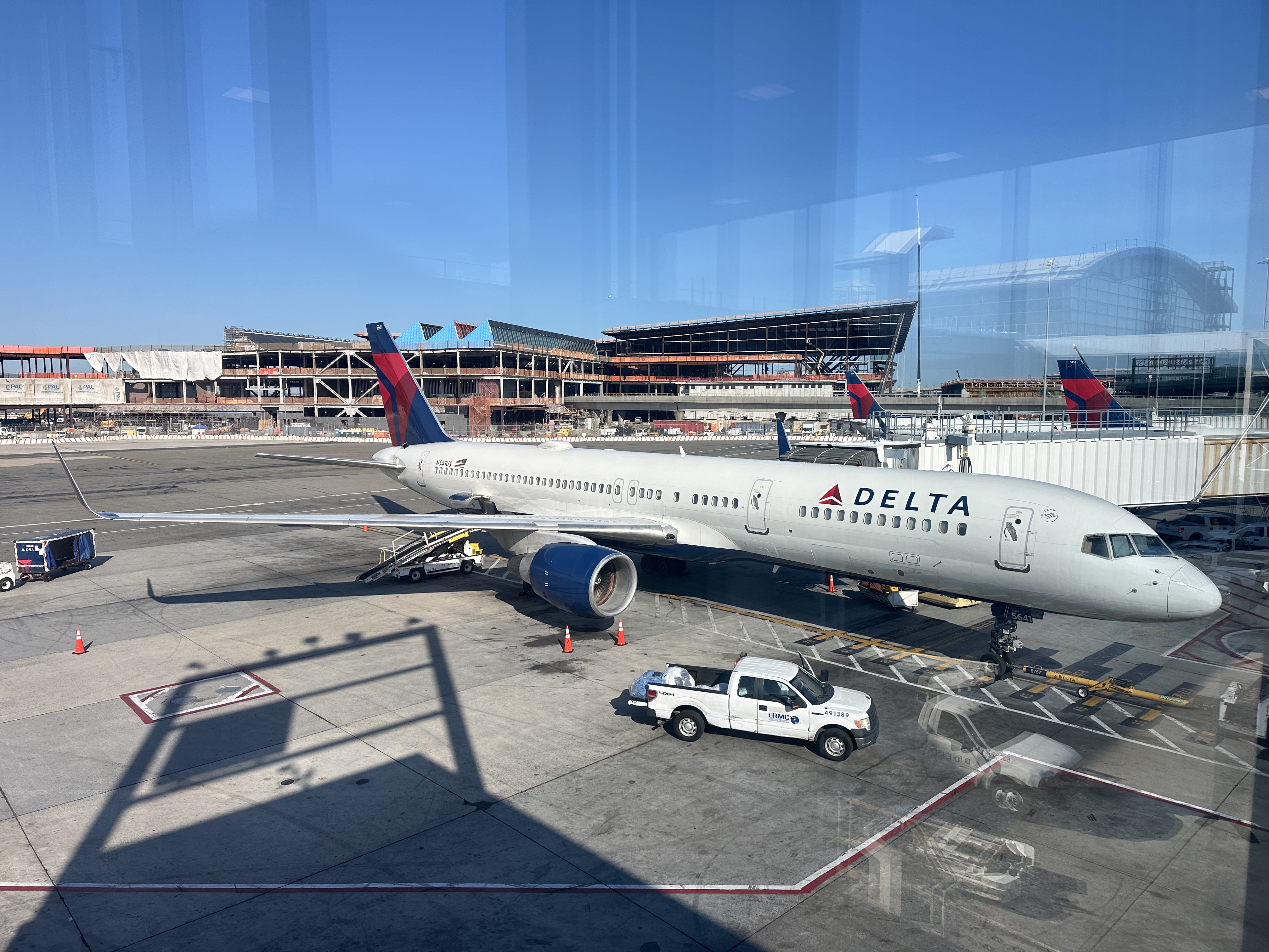 ŦԼJFKȫDelta One Lounge-DL742(JFK-LAX)