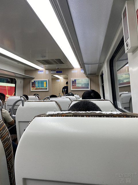 和女王的艰难会面—中国国际航空CA1501，PEK-SHA，747-400经济舱体验
