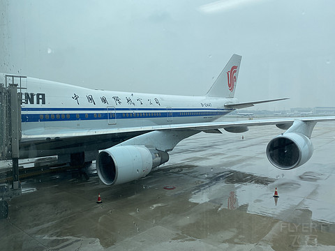 和女王的艰难会面—中国国际航空CA1501，PEK-SHA，747-400经济舱体验