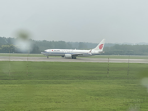 和女王的艰难会面—中国国际航空CA1501，PEK-SHA，747-400经济舱体验