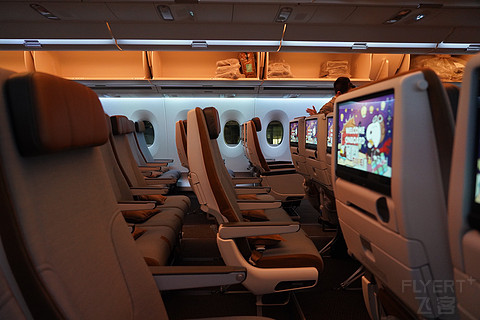 港台线“新兴势力”星宇航空A350经济舱飞行体验，香港国际HKG-台湾桃园TPE
