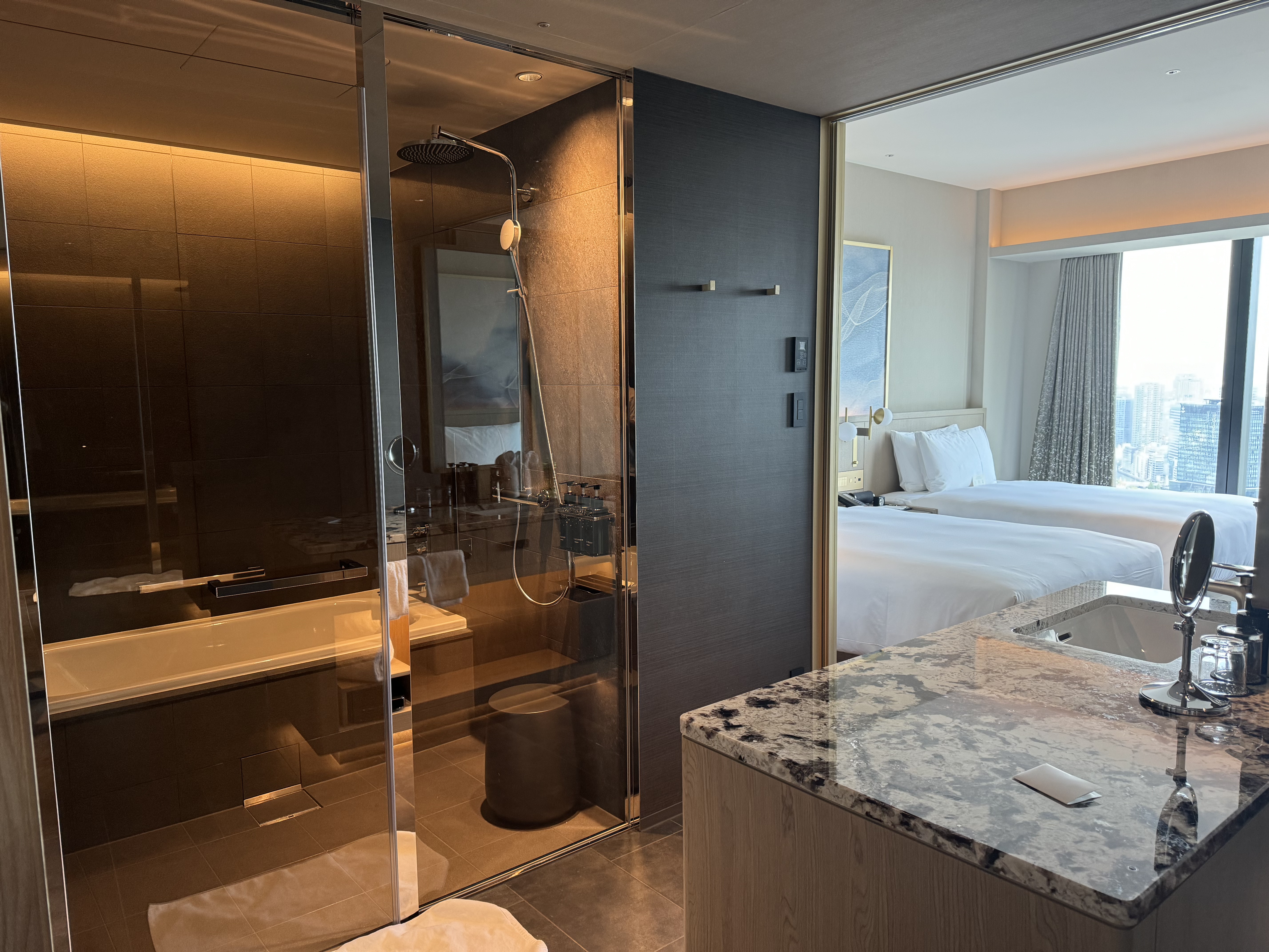 ̳׷The Osaka station hotelAutograph collection