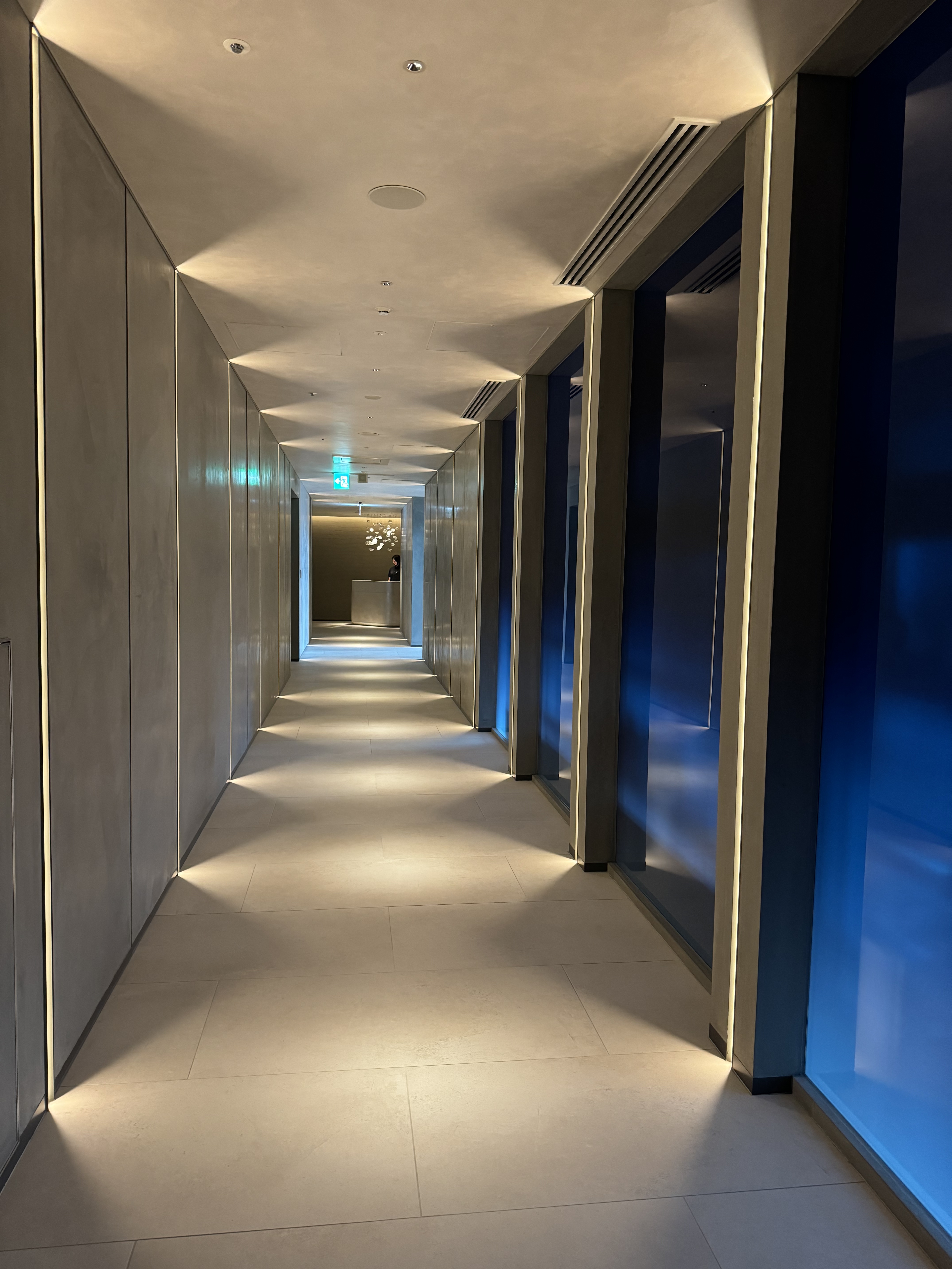 ̳׷The Osaka station hotelAutograph collection