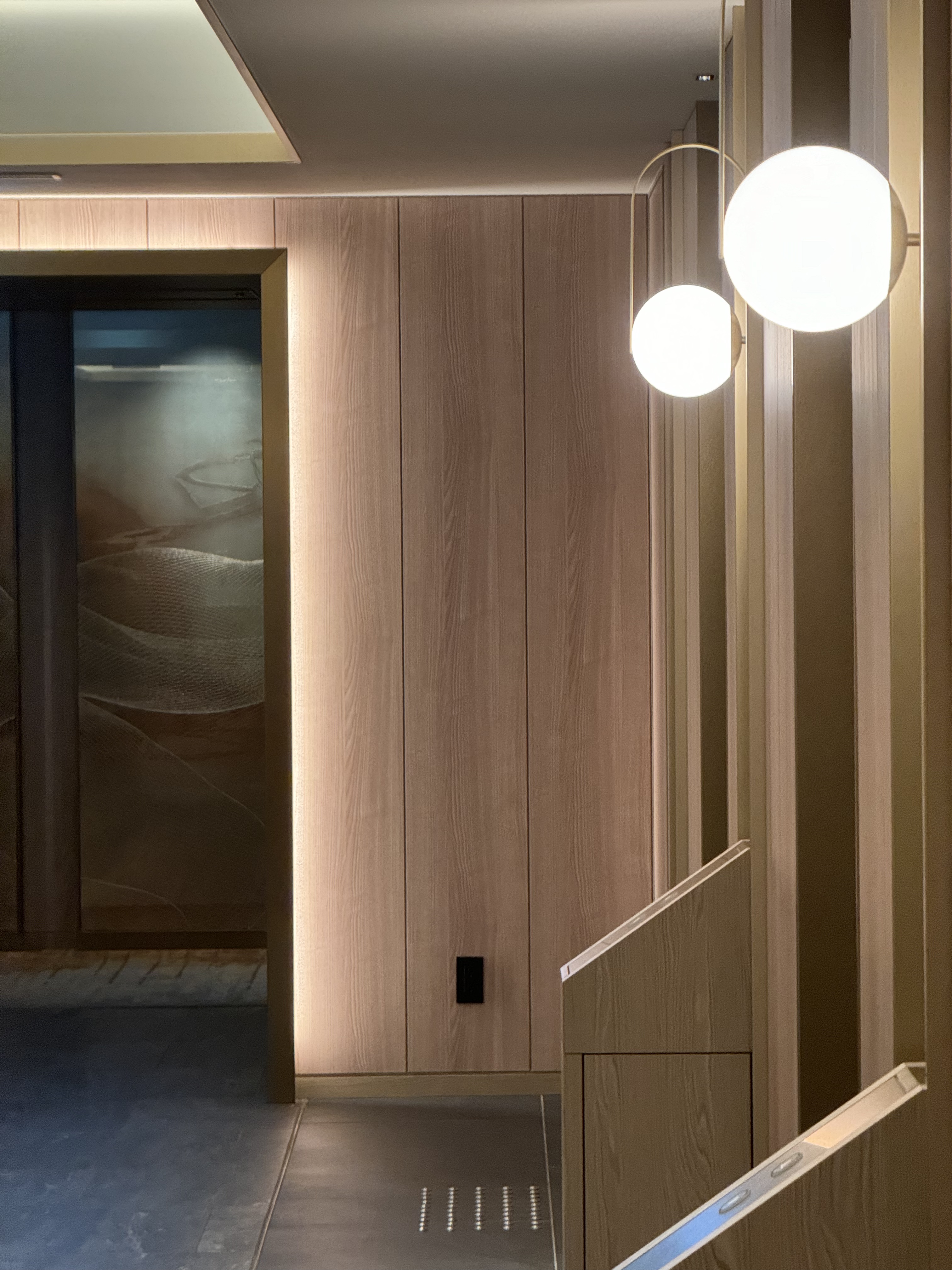̳׷The Osaka station hotelAutograph collection