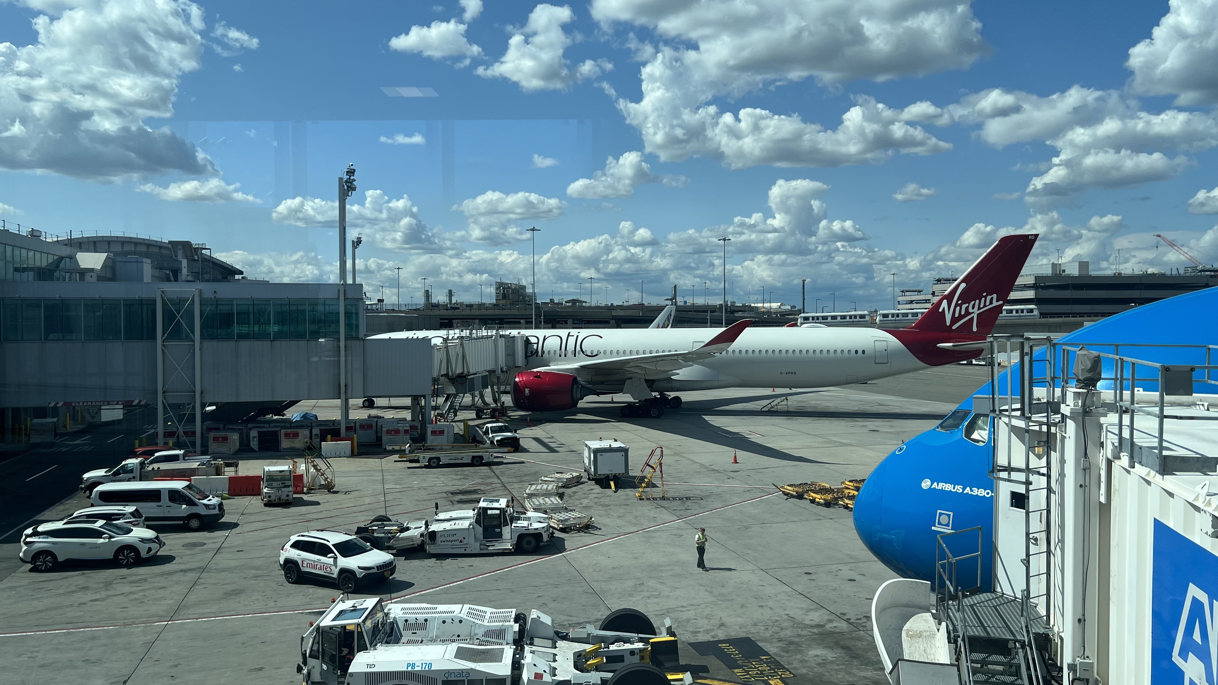 ҮϲA380 EK201 DXB-JFK 