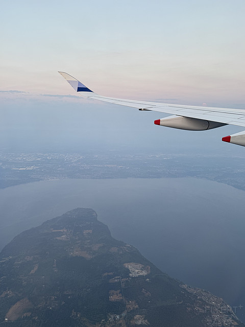 飞行日记 | 中华航空CI22 台北桃园TPE-SEA西雅图