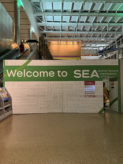 飞行日记 | 中华航空CI22 台北桃园TPE-SEA西雅图