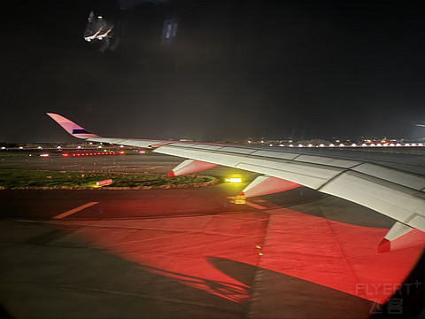 飞行日记 | 中华航空CI22 台北桃园TPE-SEA西雅图