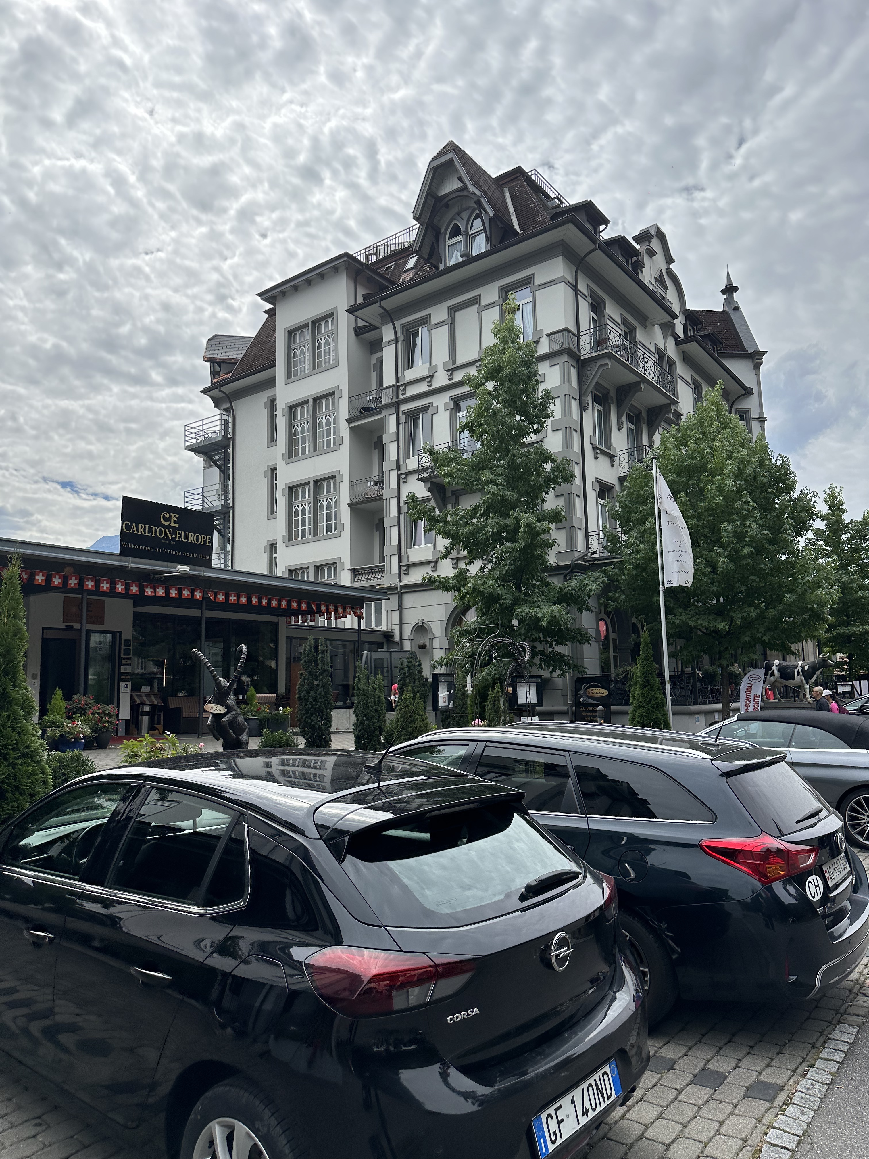 Hotel Weisses Kreuz ά˹³ȾƵ