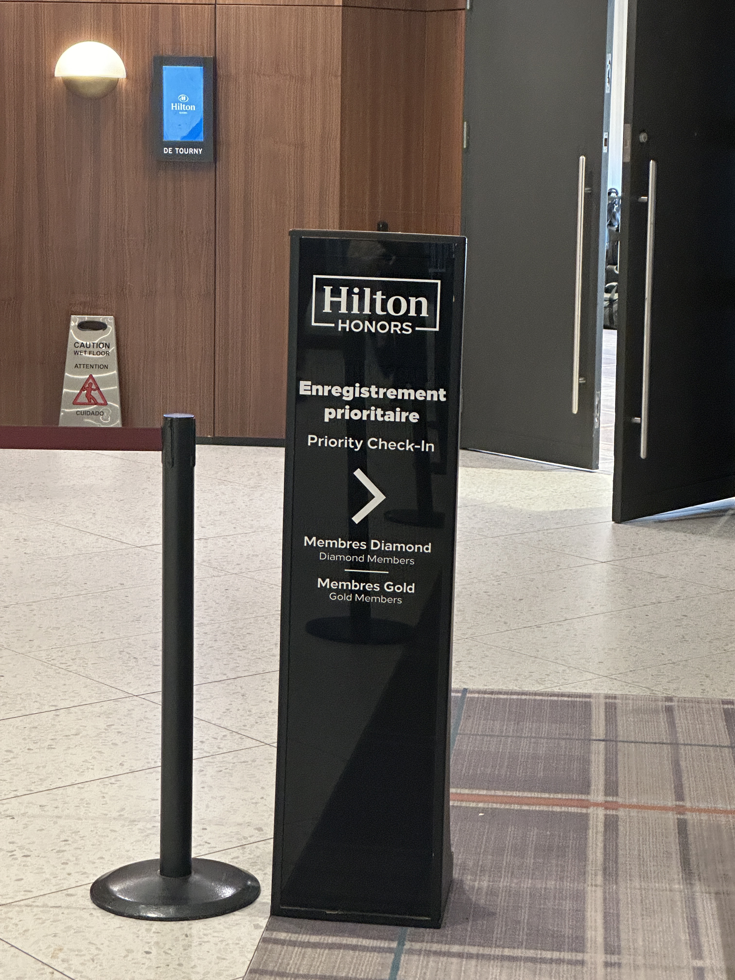 ⳥-ǡڶ: ˷ ͻحϣ Hilton Quebec